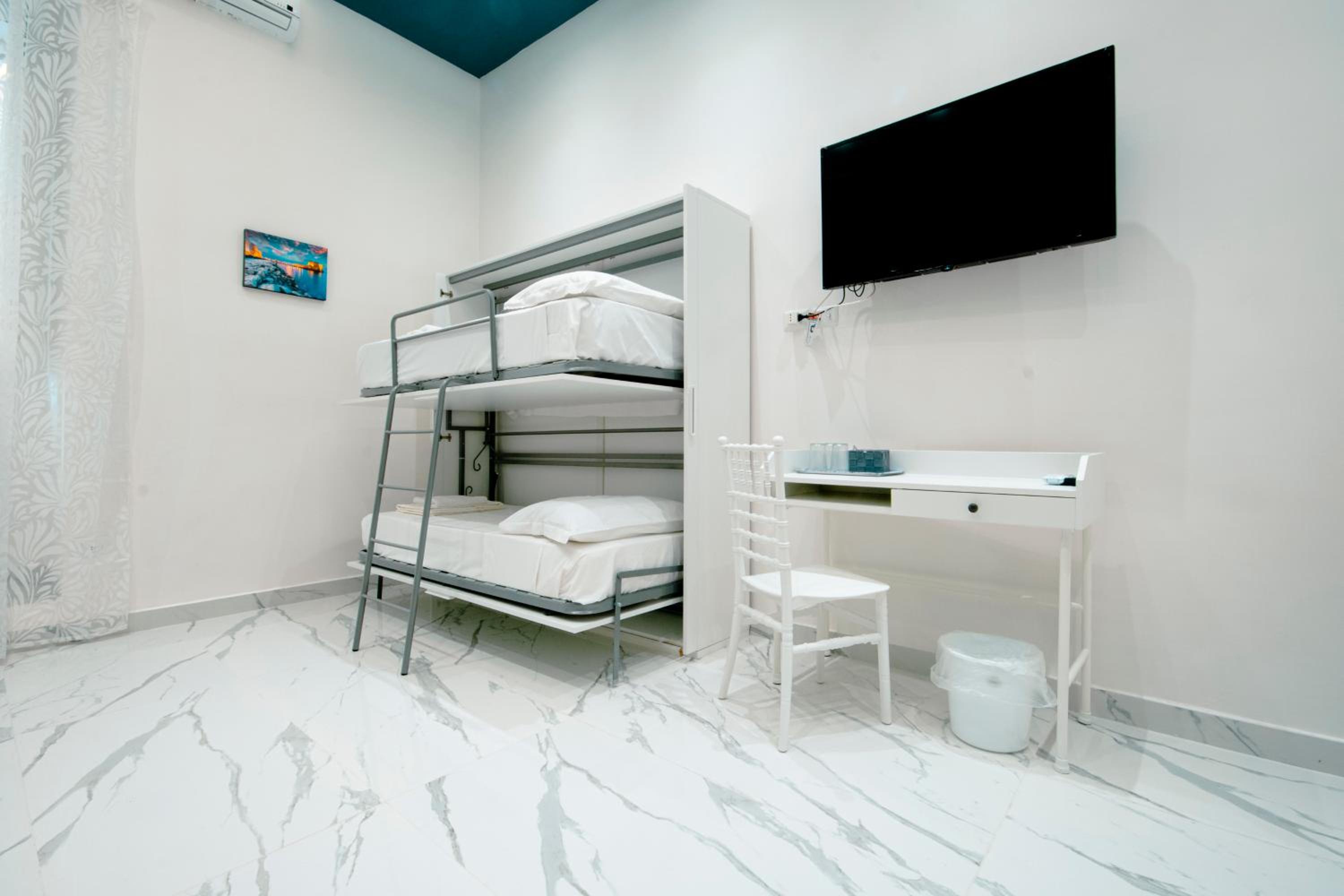 B&B Oasi - Metro Montesanto, Centro Storico
