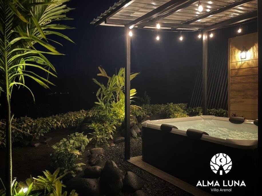 Alma Luna Villa Arenal