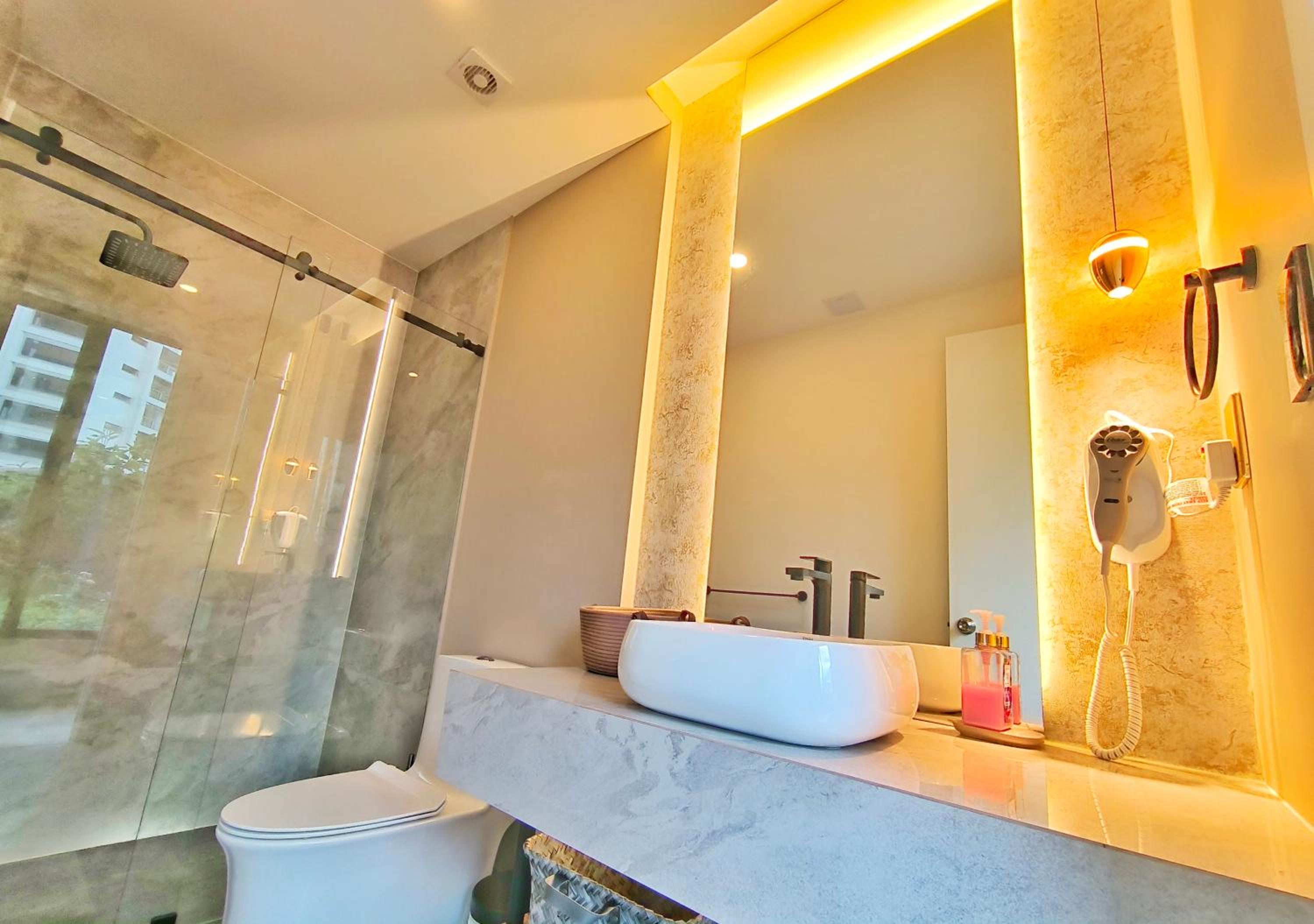 Republica del Salvador Coliving Ecuador XOE