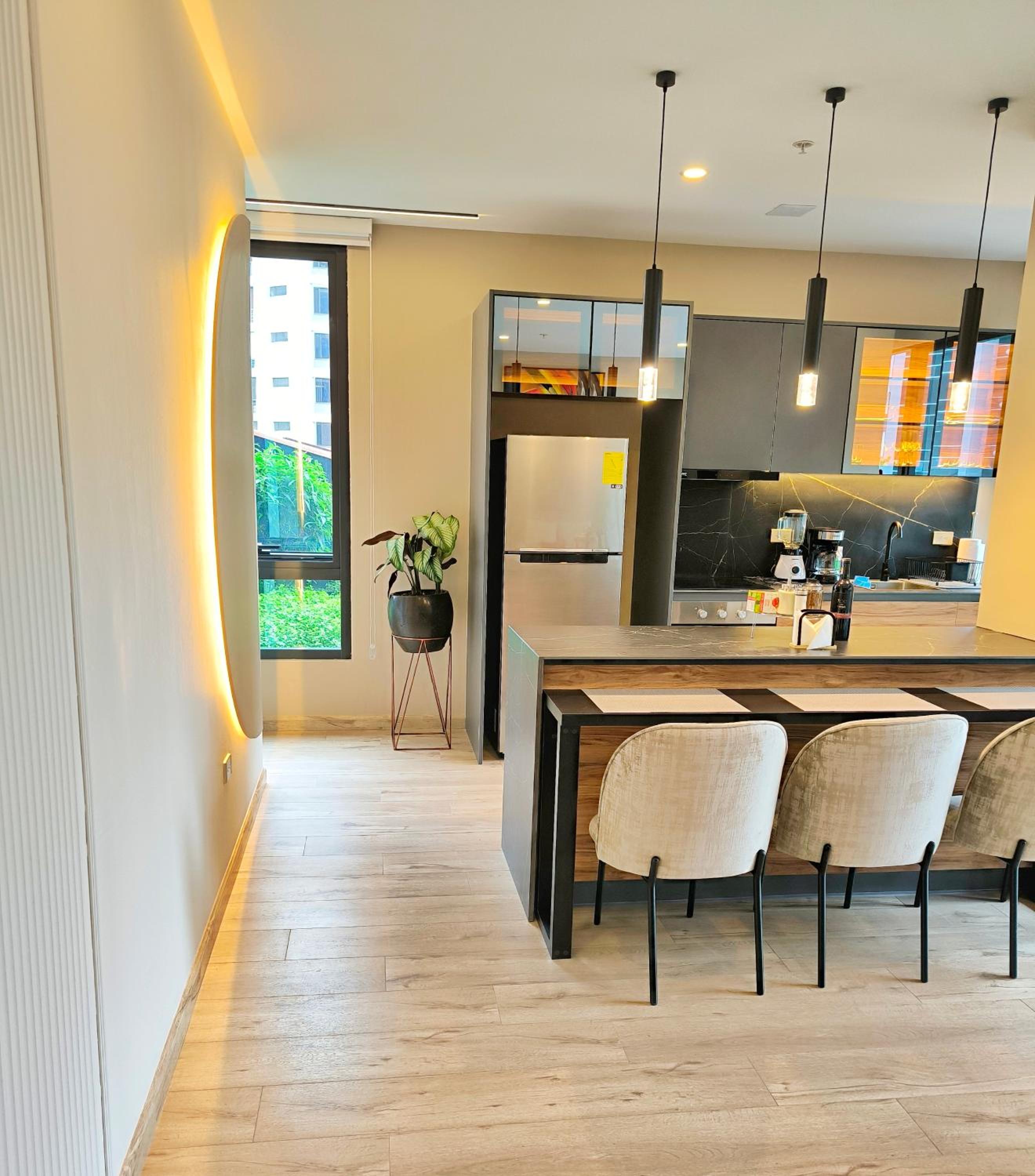 Republica del Salvador Coliving Ecuador XOE
