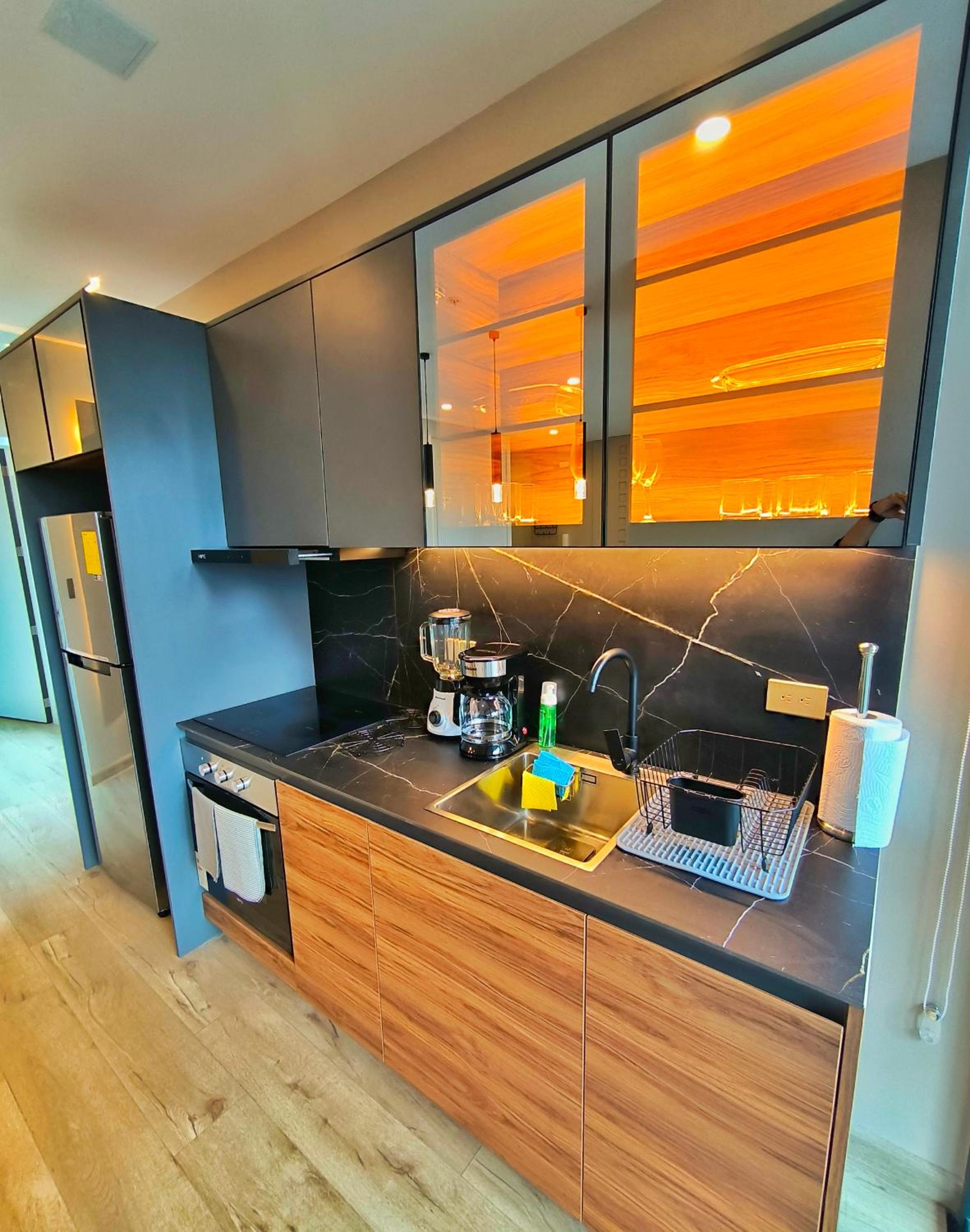Republica del Salvador Coliving Ecuador XOE