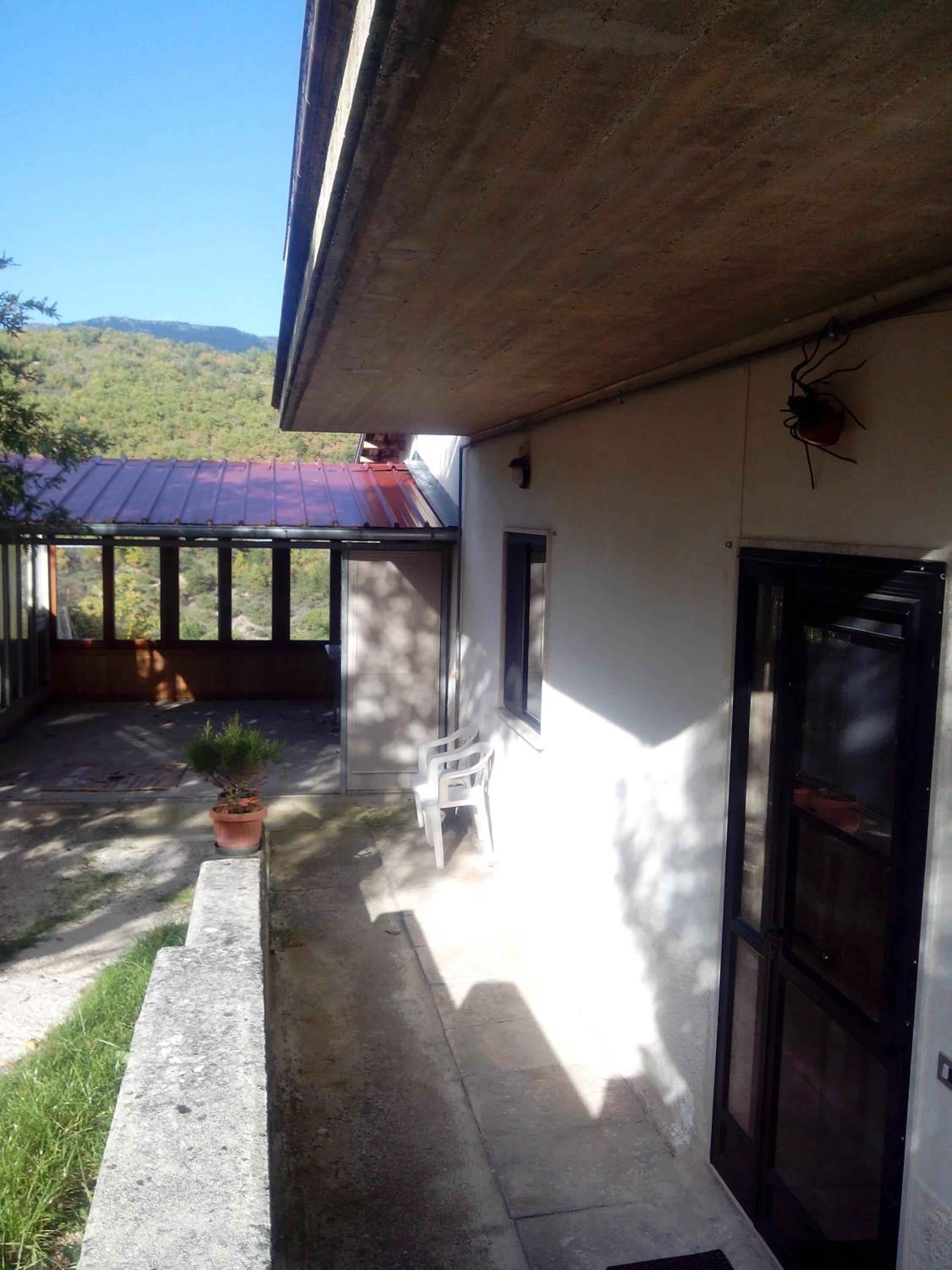 Photo 29