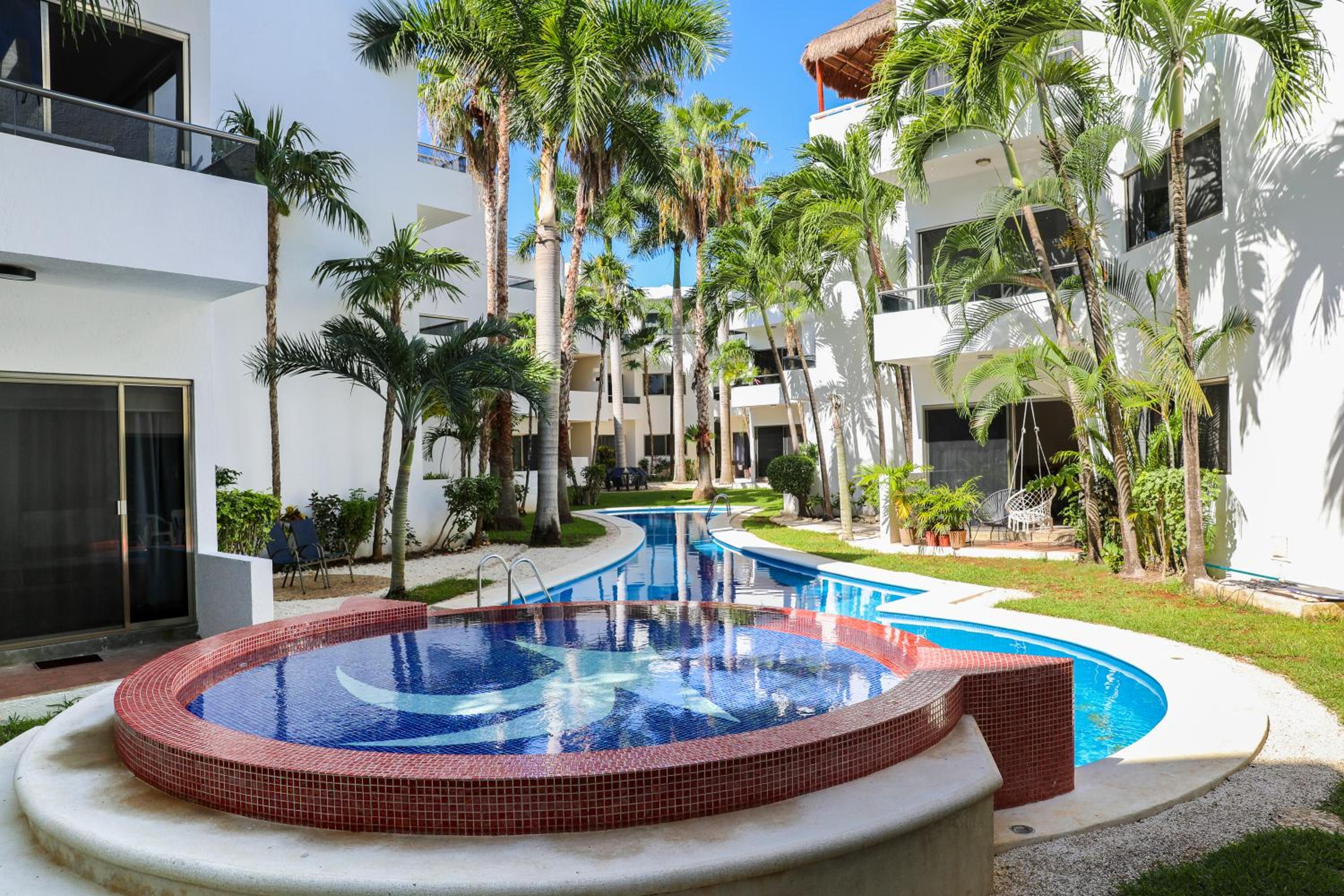Full equipped 2 Bdrm Condo in Gated Community & Pool View view 5