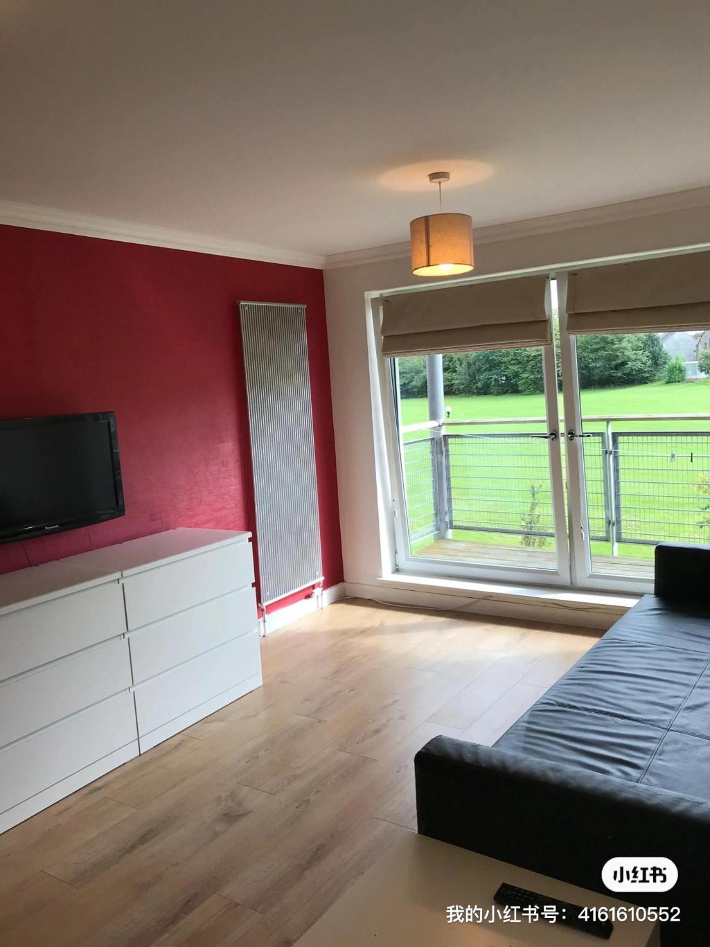 holiday Apartment with two bathrooms, lift access view 2