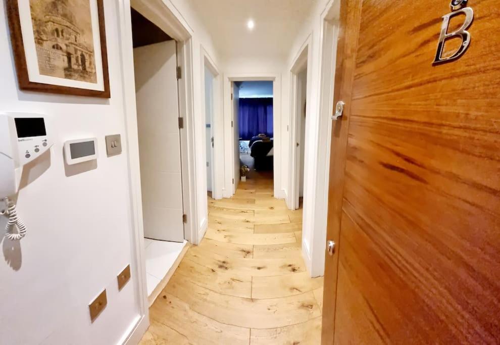 Central Riverside Apartment