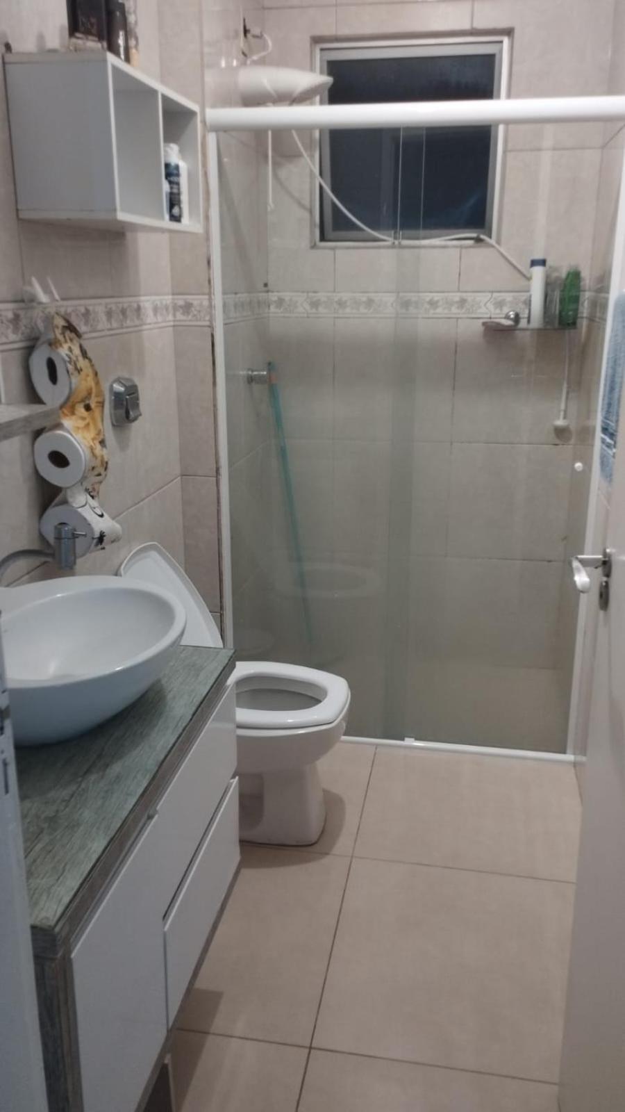 Quarto privativo em apartamento compartilhado
