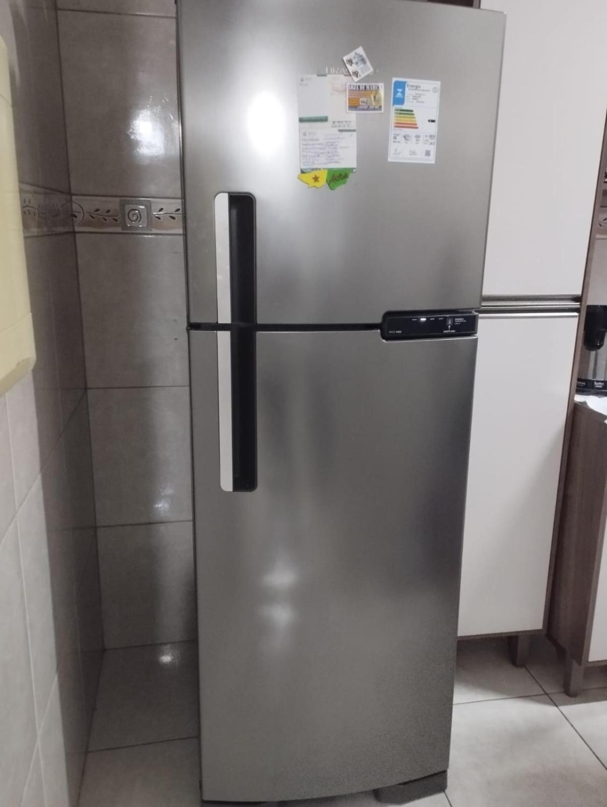 Quarto privativo em apartamento compartilhado