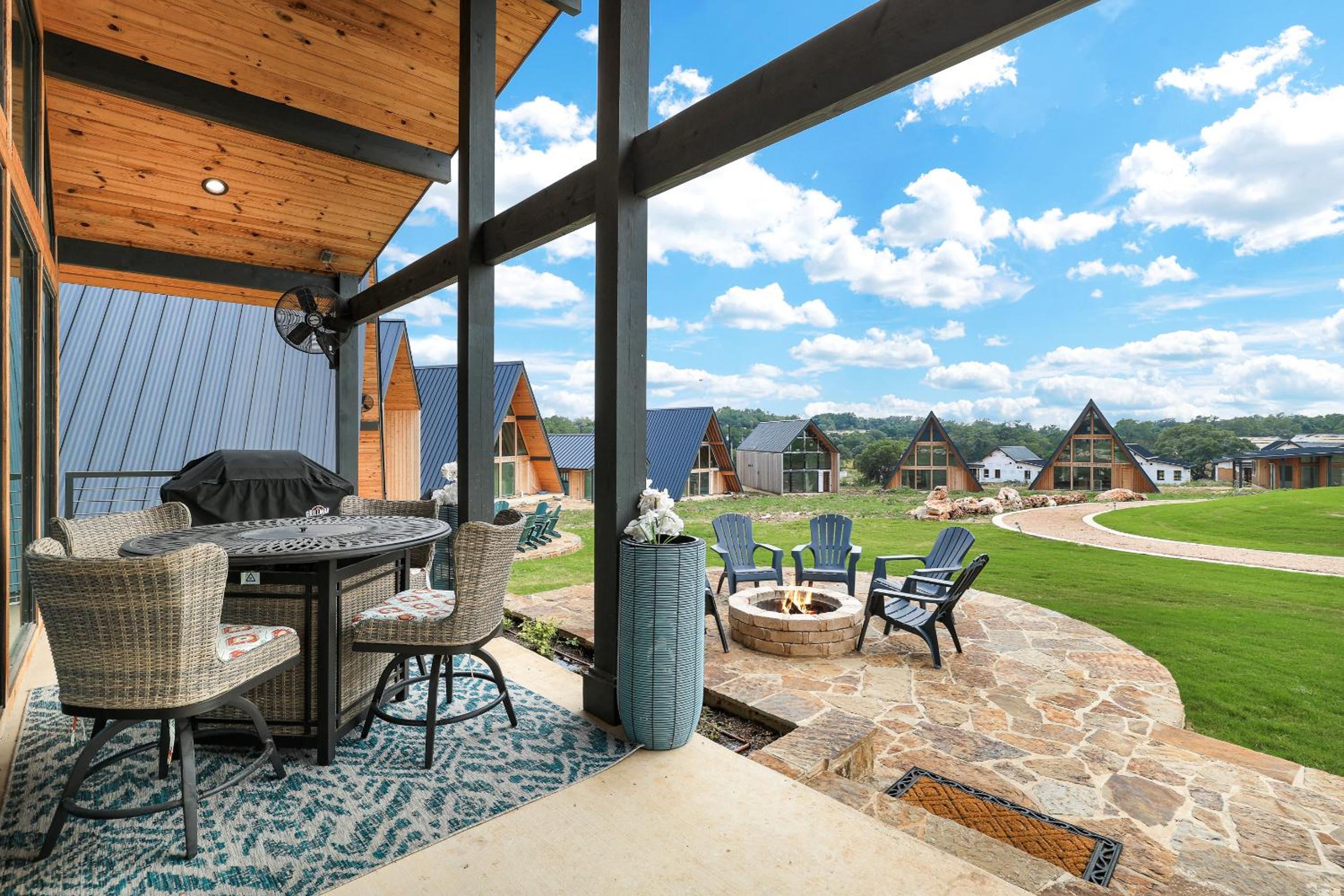 Private, Waterfront Escape view 3