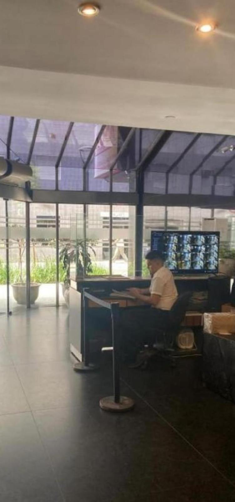 Monoambiente Esmeralda con Seguridad