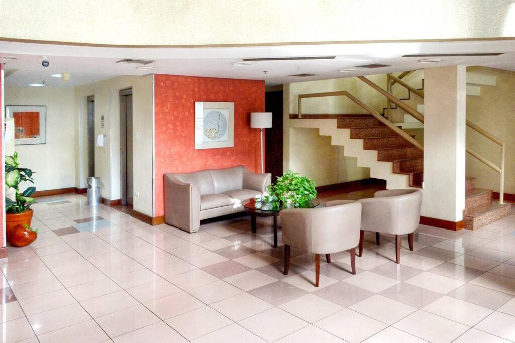 Cozy Ap 50m2, near Sirio Libanes Hosp, Paulista Ave, Rooftop Pool, Gym, AC, Free Parking