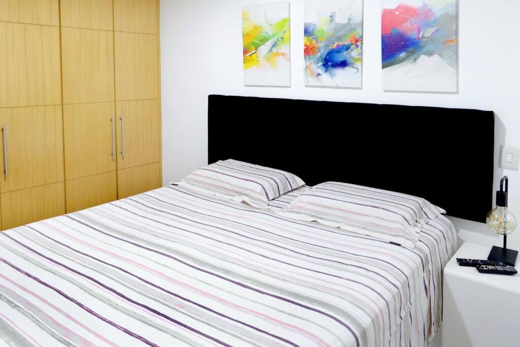 Cozy Ap 50m2, near Sirio Libanes Hosp, Paulista Ave, Rooftop Pool, Gym, AC, Free Parking