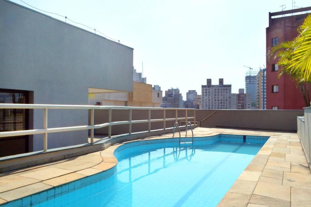 Cozy Ap 50m2, near Sirio Libanes Hosp, Paulista Ave, Rooftop Pool, Gym, AC, Free Parking