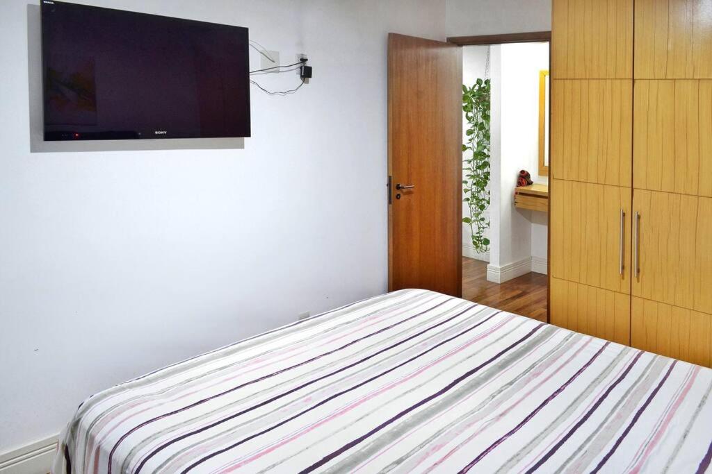 Cozy Ap 50m2, near Sirio Libanes Hosp, Paulista Ave, Rooftop Pool, Gym, AC, Free Parking