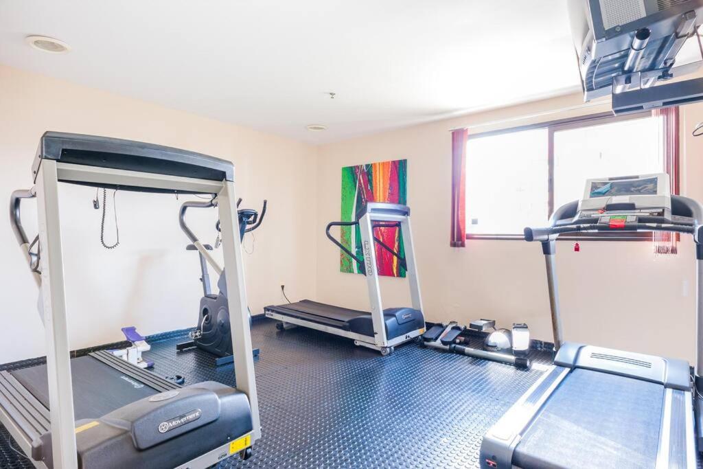 Cozy Ap 50m2, near Sirio Libanes Hosp, Paulista Ave, Rooftop Pool, Gym, AC, Free Parking