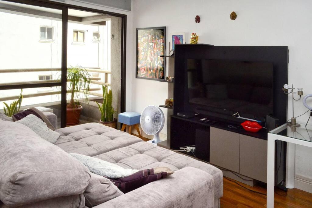 Cozy Ap 50m2, near Sirio Libanes Hosp, Paulista Ave, Rooftop Pool, Gym, AC, Free Parking
