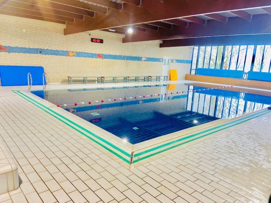 Holland House big garden pool fireplace Nijmegen for 6 people view 3