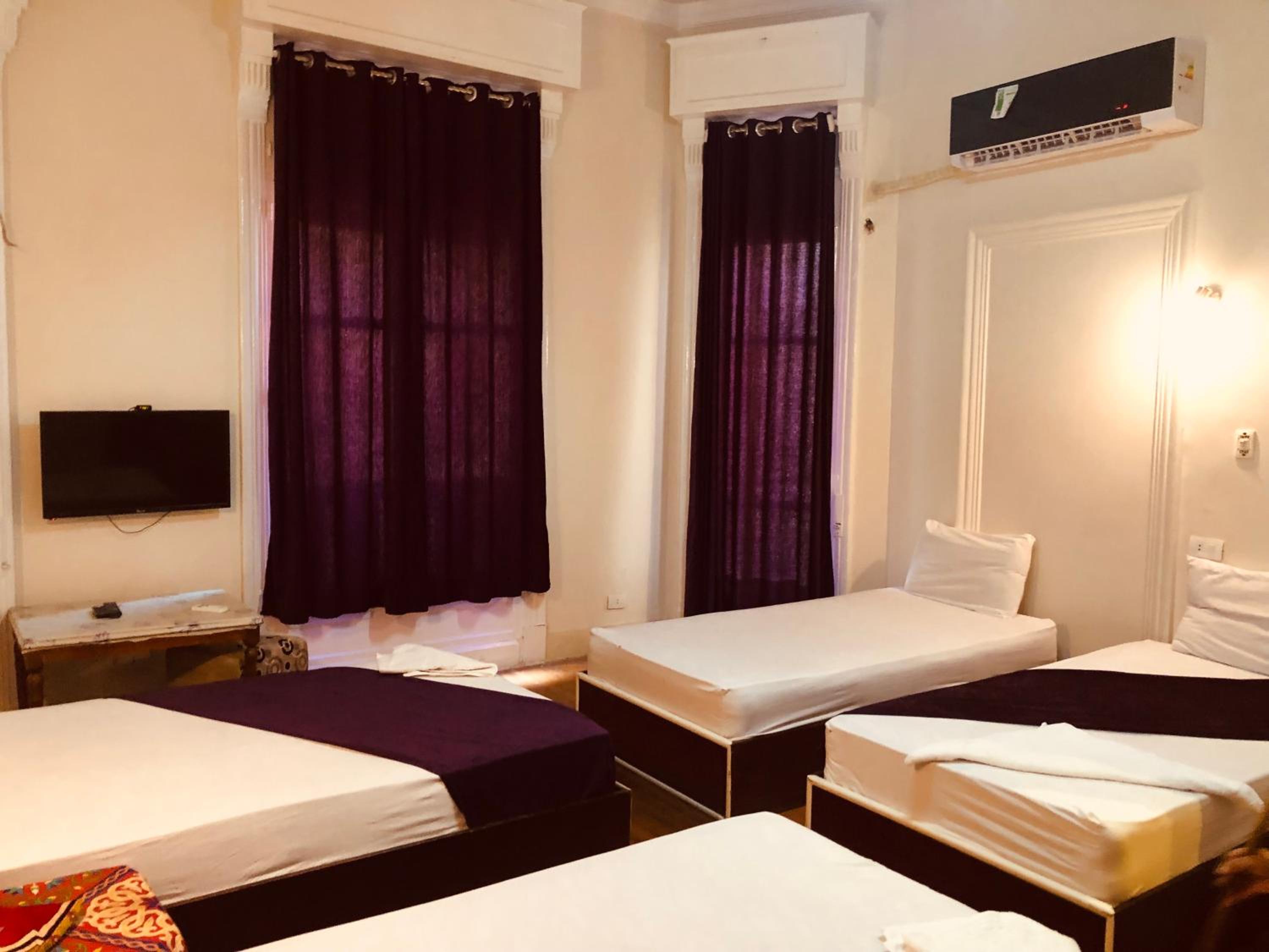 OH! Cairo Pharaoh Hostel