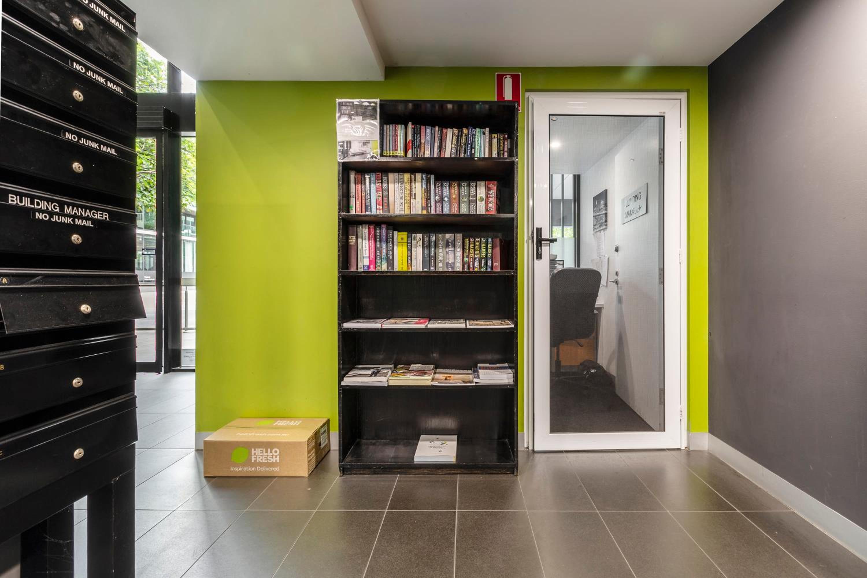 VAQUAY Haven In Hawthorn