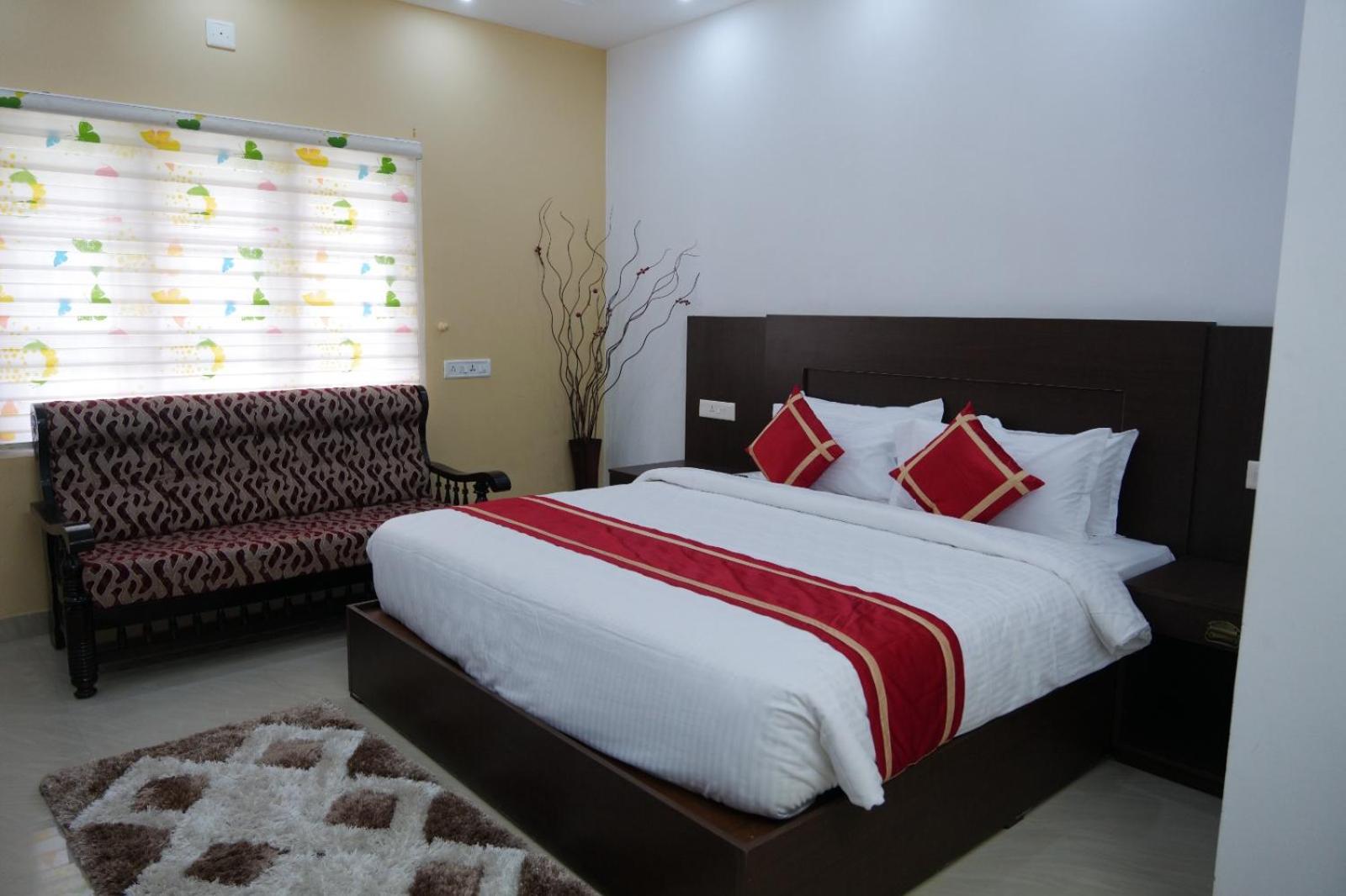 Essence Munnar