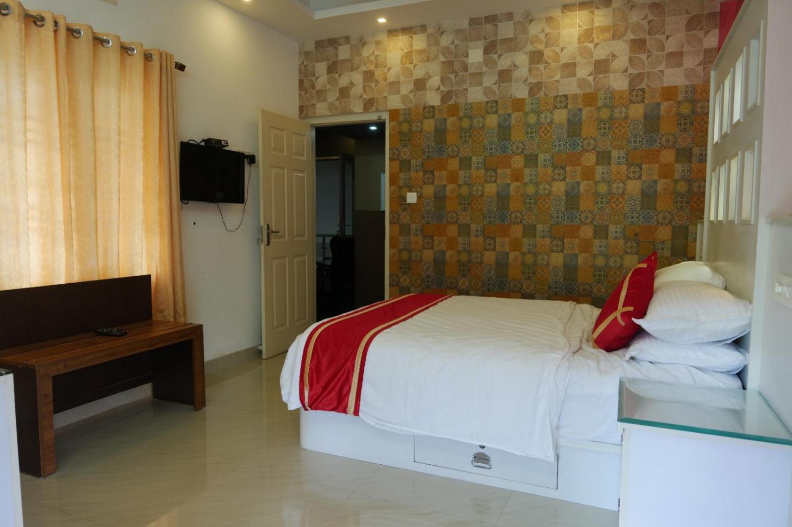 Essence Munnar