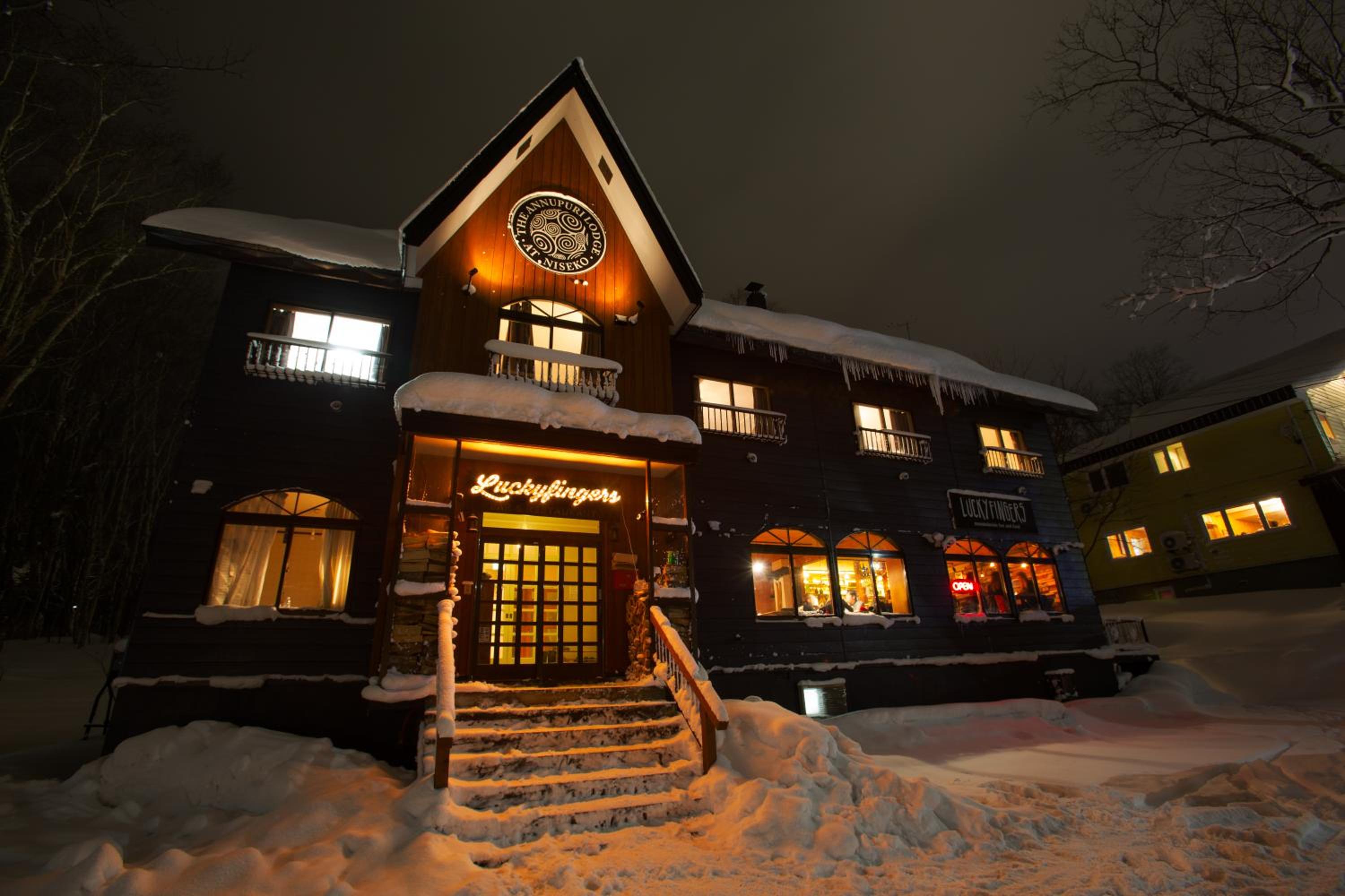 Hotel Annupuri Lodge at Niseko - Image 1