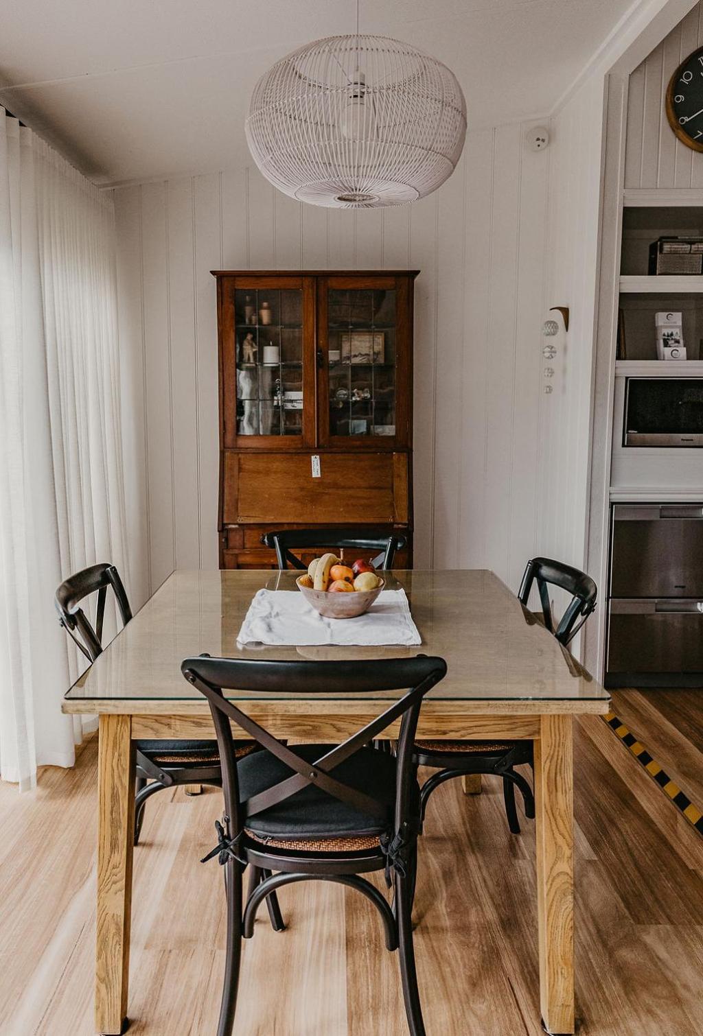Edge17 Waterfront Apartment, plus Cottage with Garden View - Port Fairy