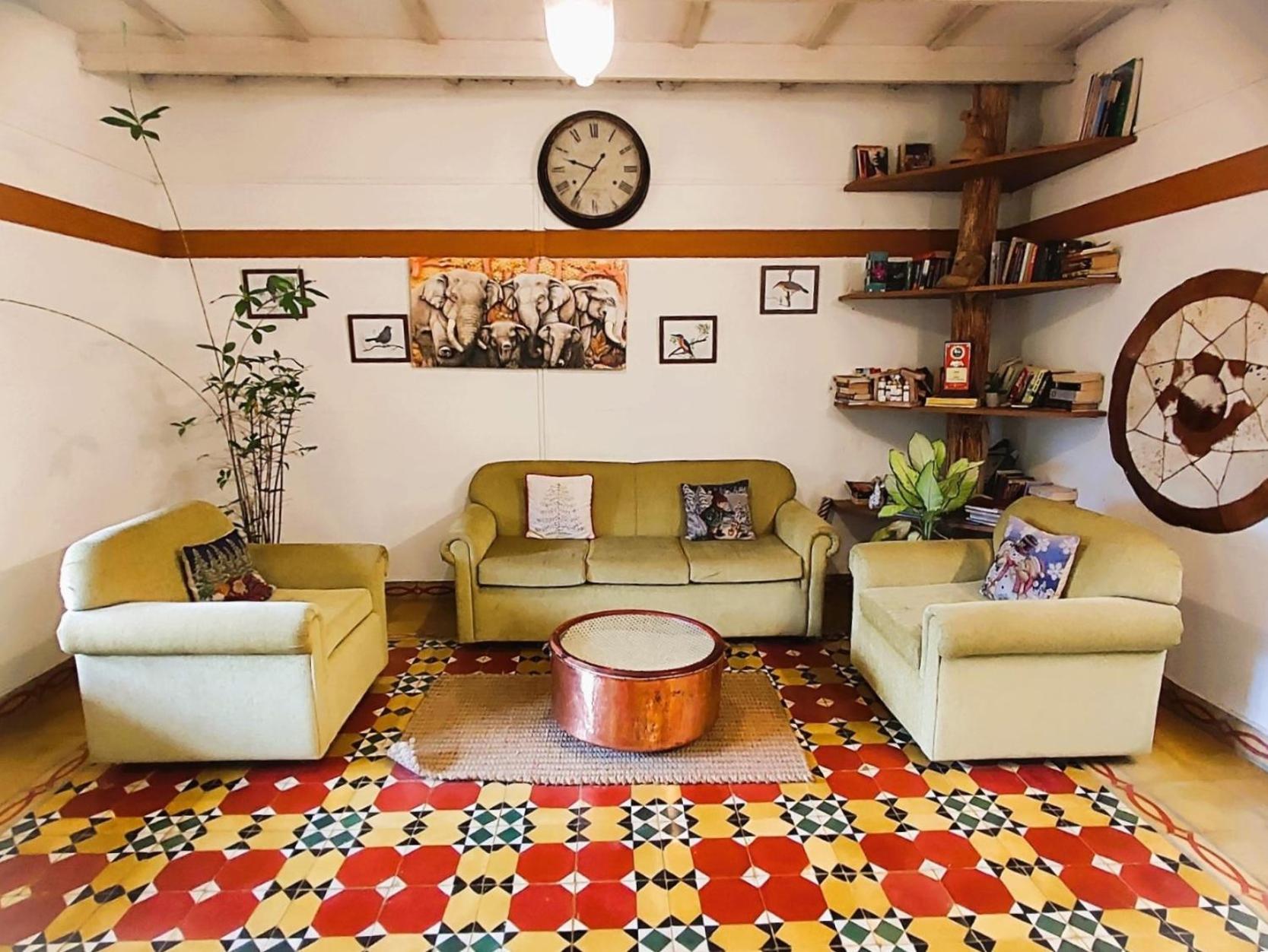 lounge