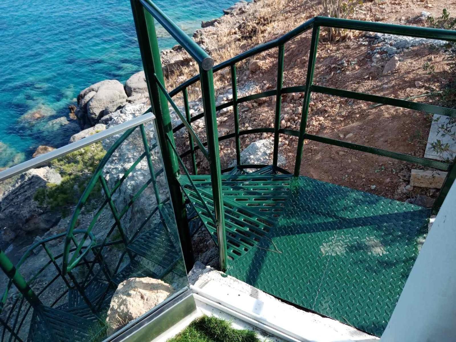 Ocean Island Villa