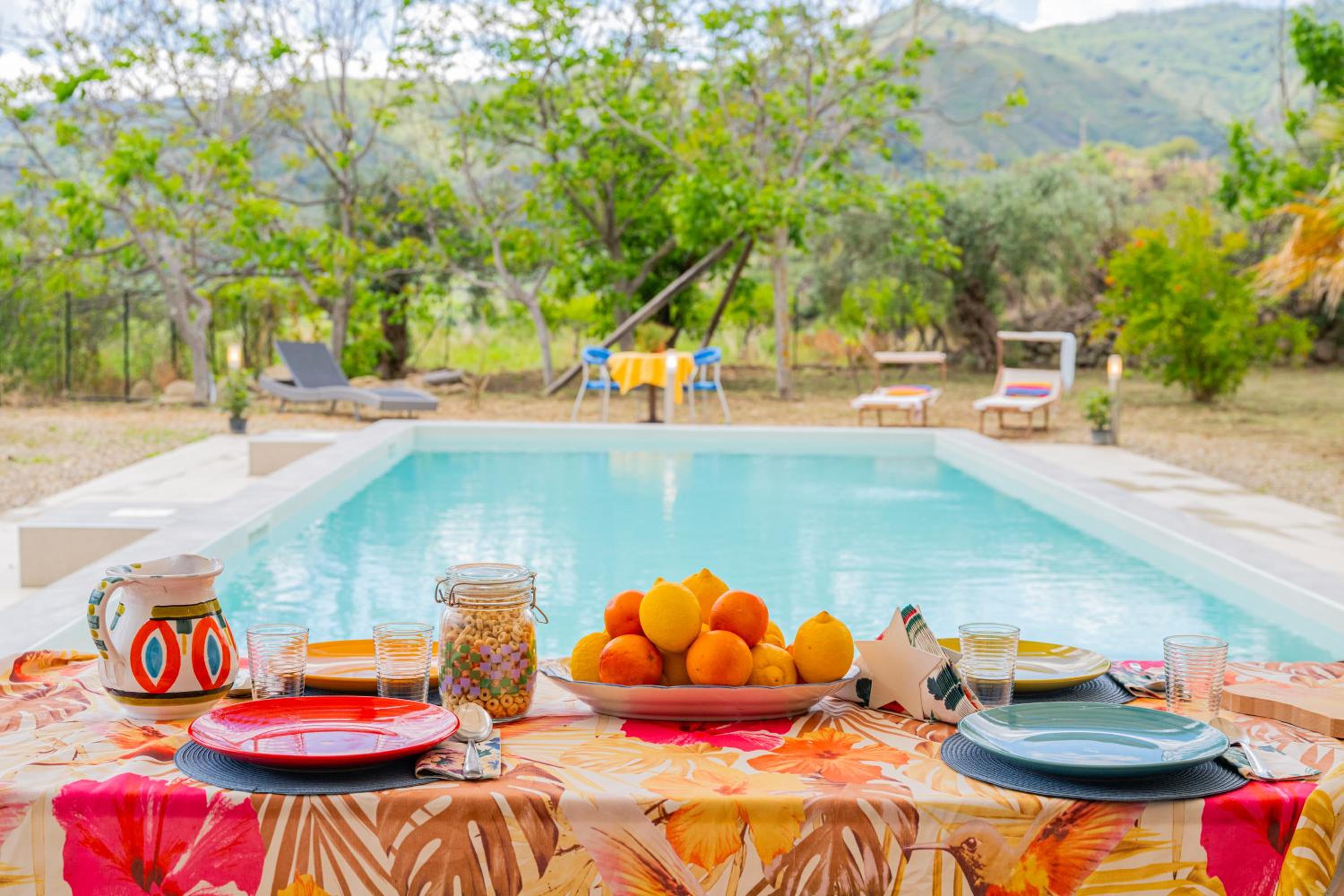 Sicily Stone Cottage with swimming pool