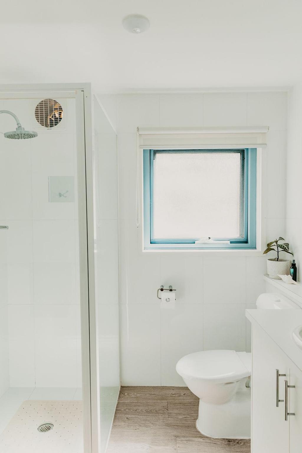Edge17 Waterfront Apartment, plus Cottage with Garden View - Port Fairy