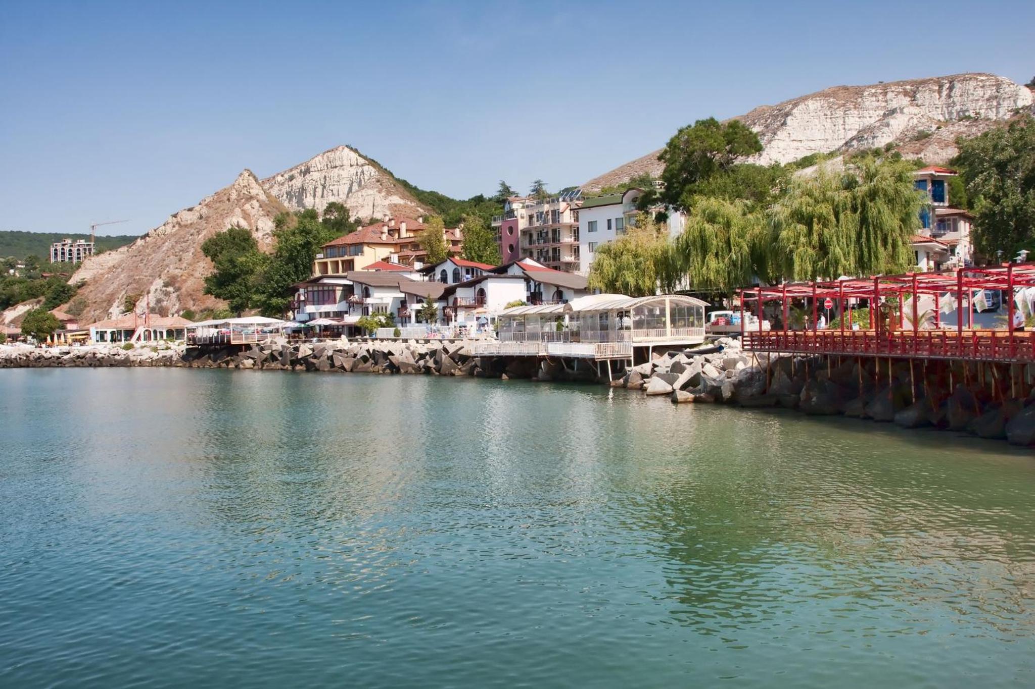 Beachside Bliss by Mery -Balchik
