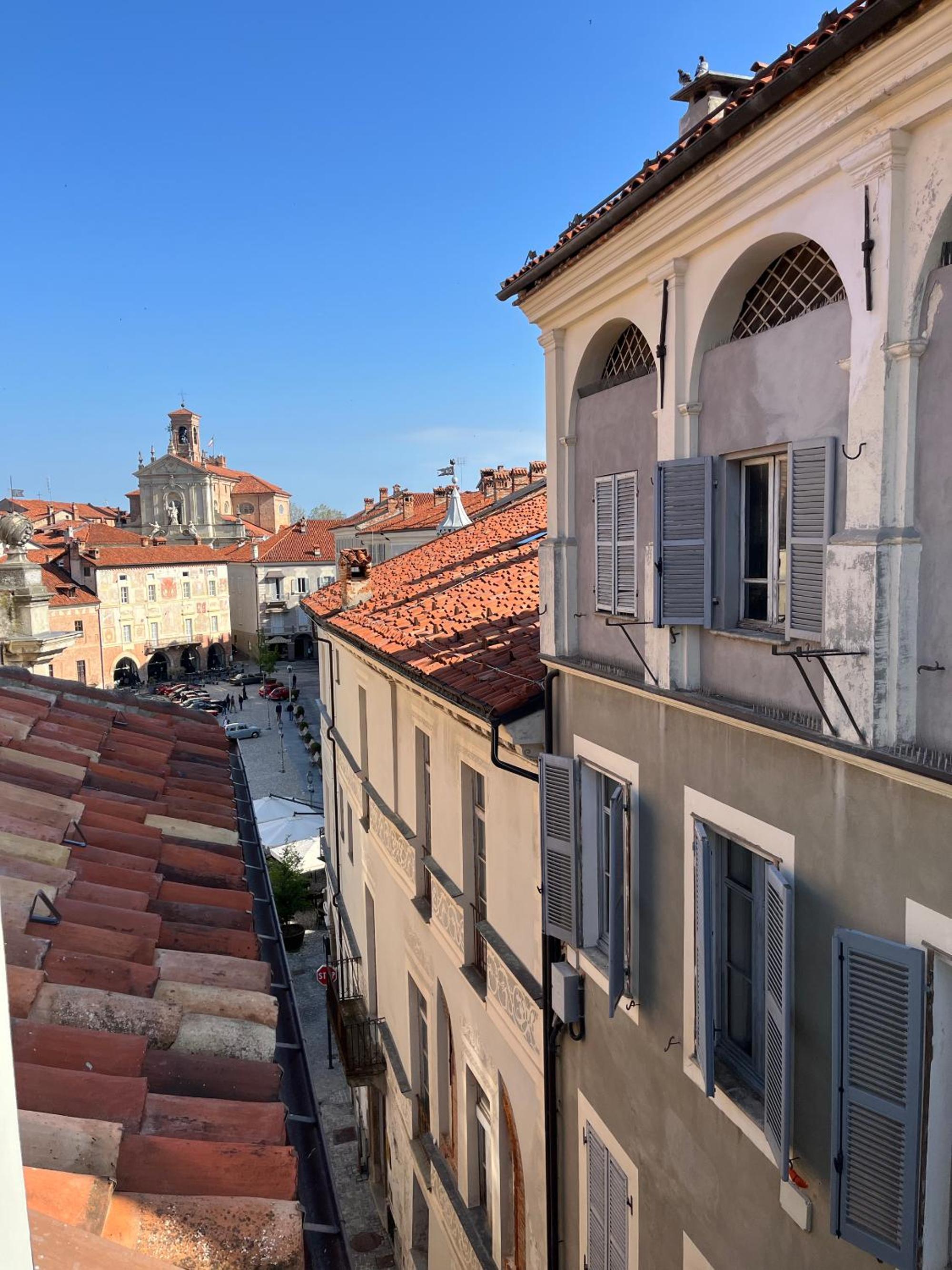 La Loggia di Piazza Maggiore view 4