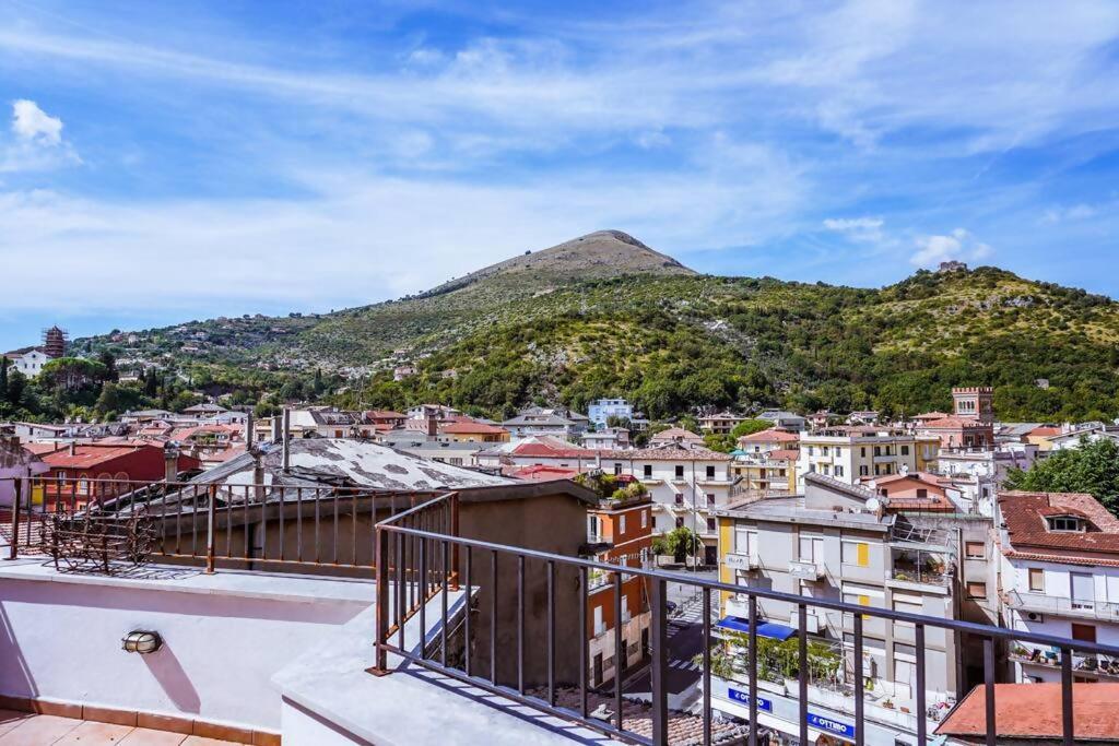 Casa ampio terrazzo al centro photo 5