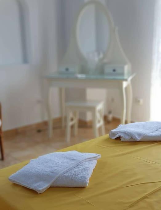 Villa Aspalathus Red, Pool and Panoramic Views to fulfil your Aegean memories photo 5