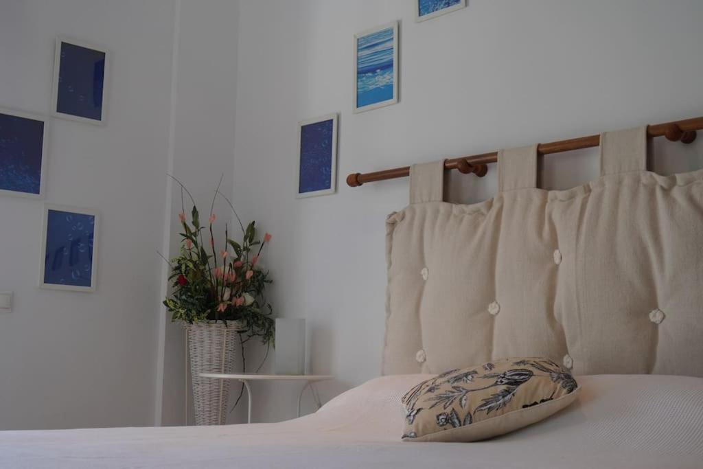 Villa Aspalathus Red, Pool and Panoramic Views to fulfil your Aegean memories