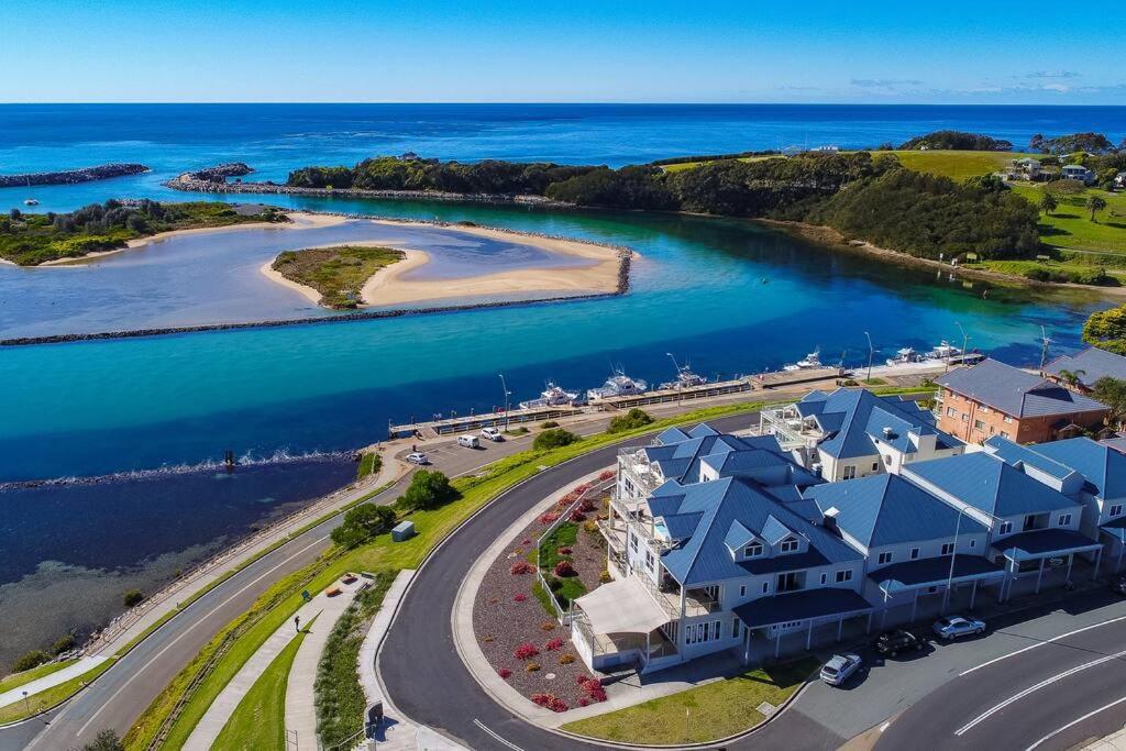 Cooringle by the Sea