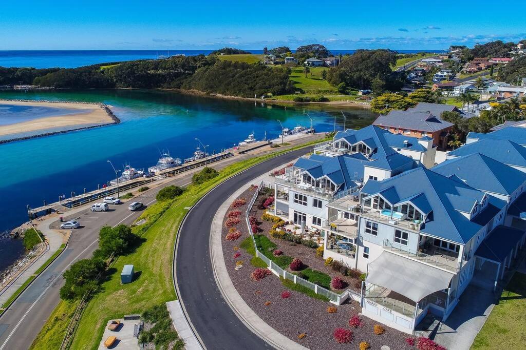Cooringle by the Sea