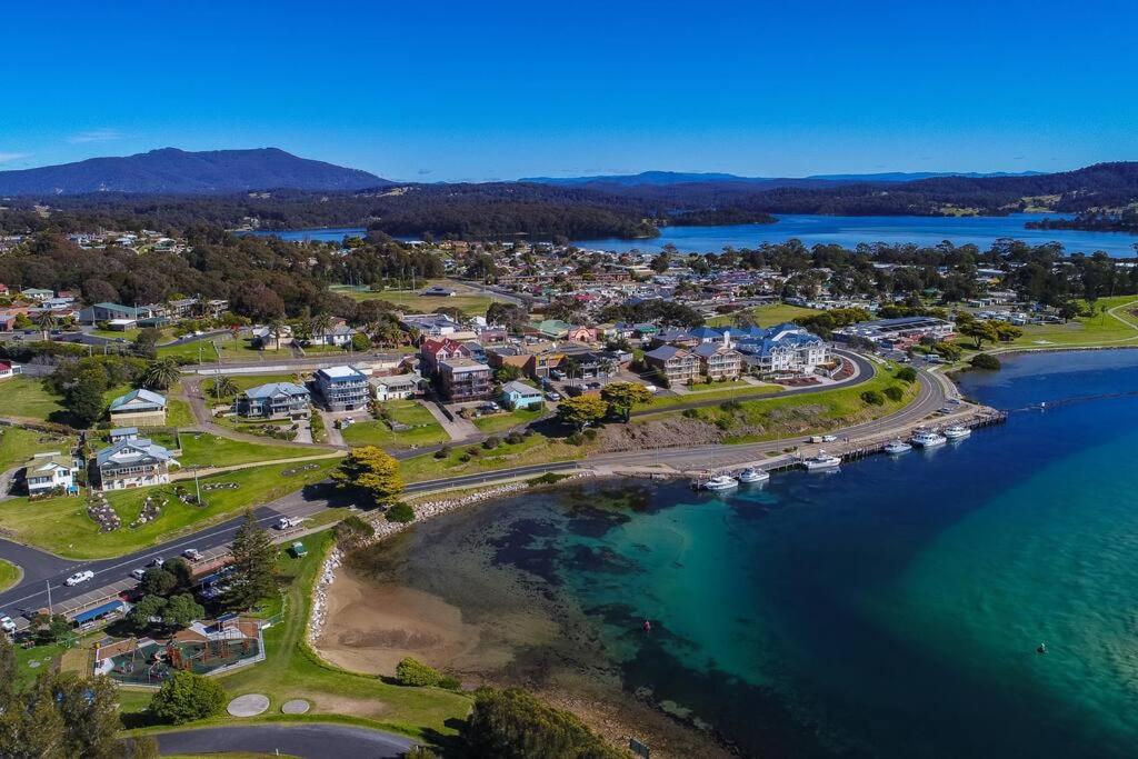 Cooringle by the Sea