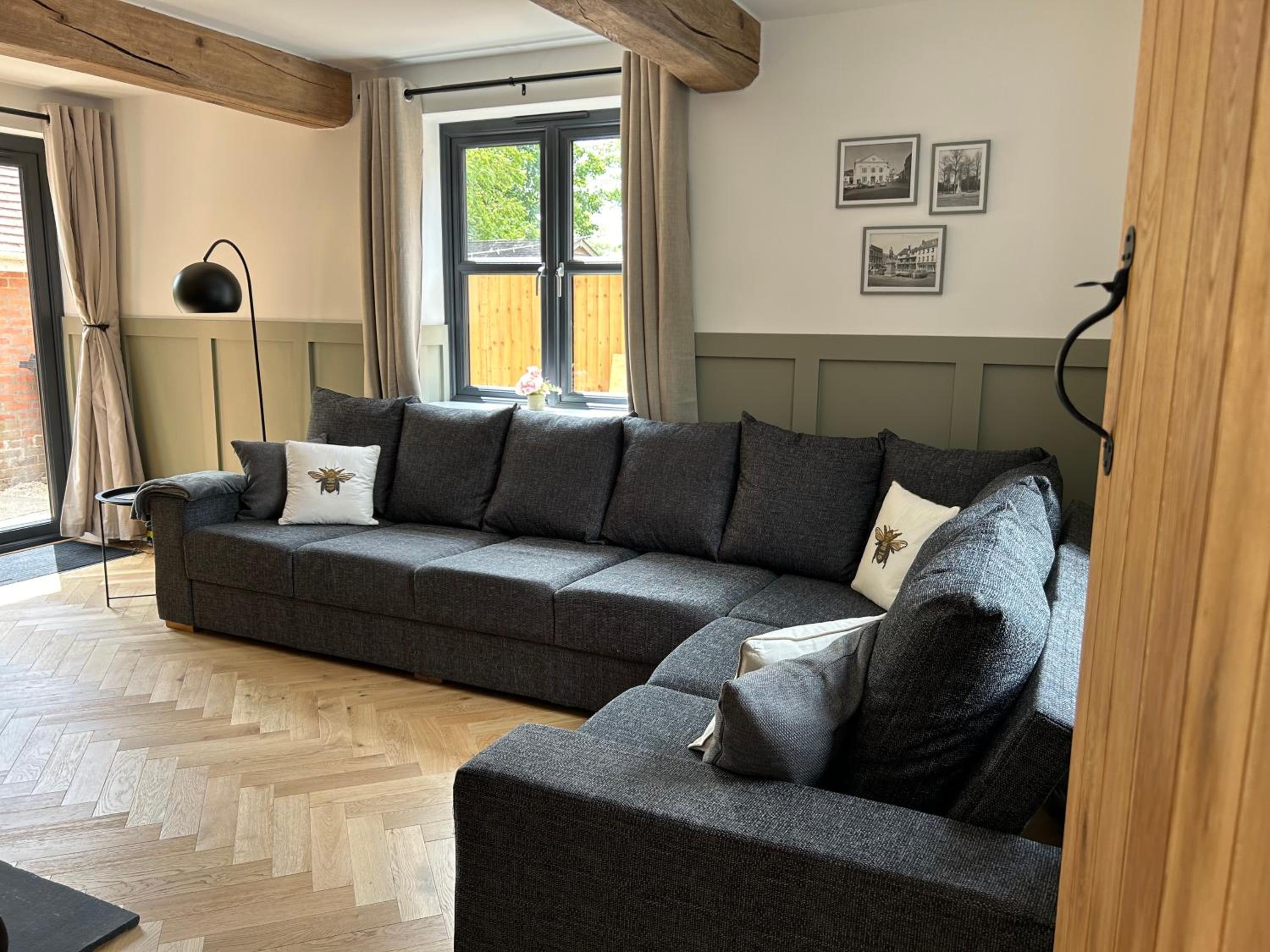 Bee Cottage - Romsey view 5