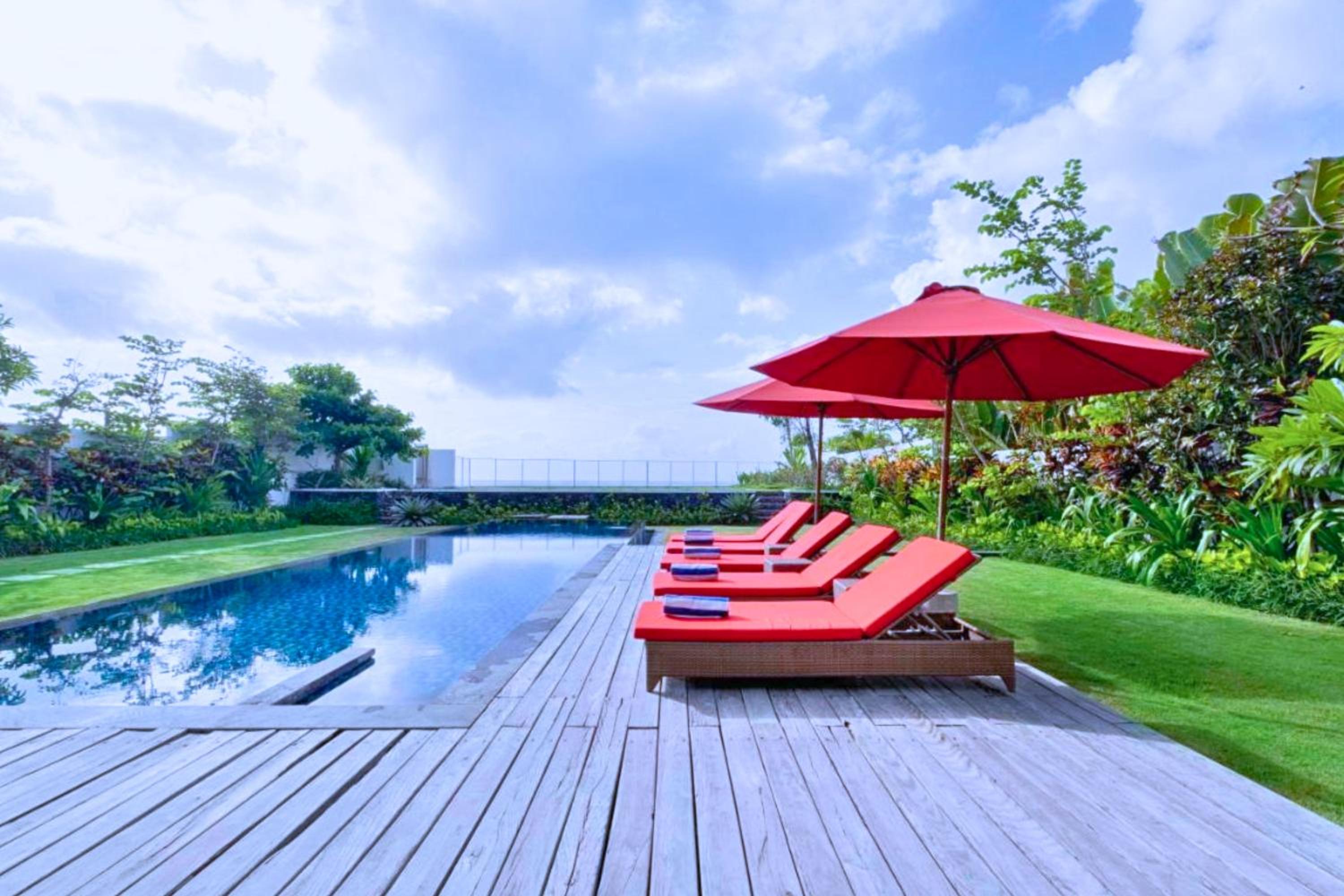 Laura 2 BR Beachfront Villa JU29 view 2