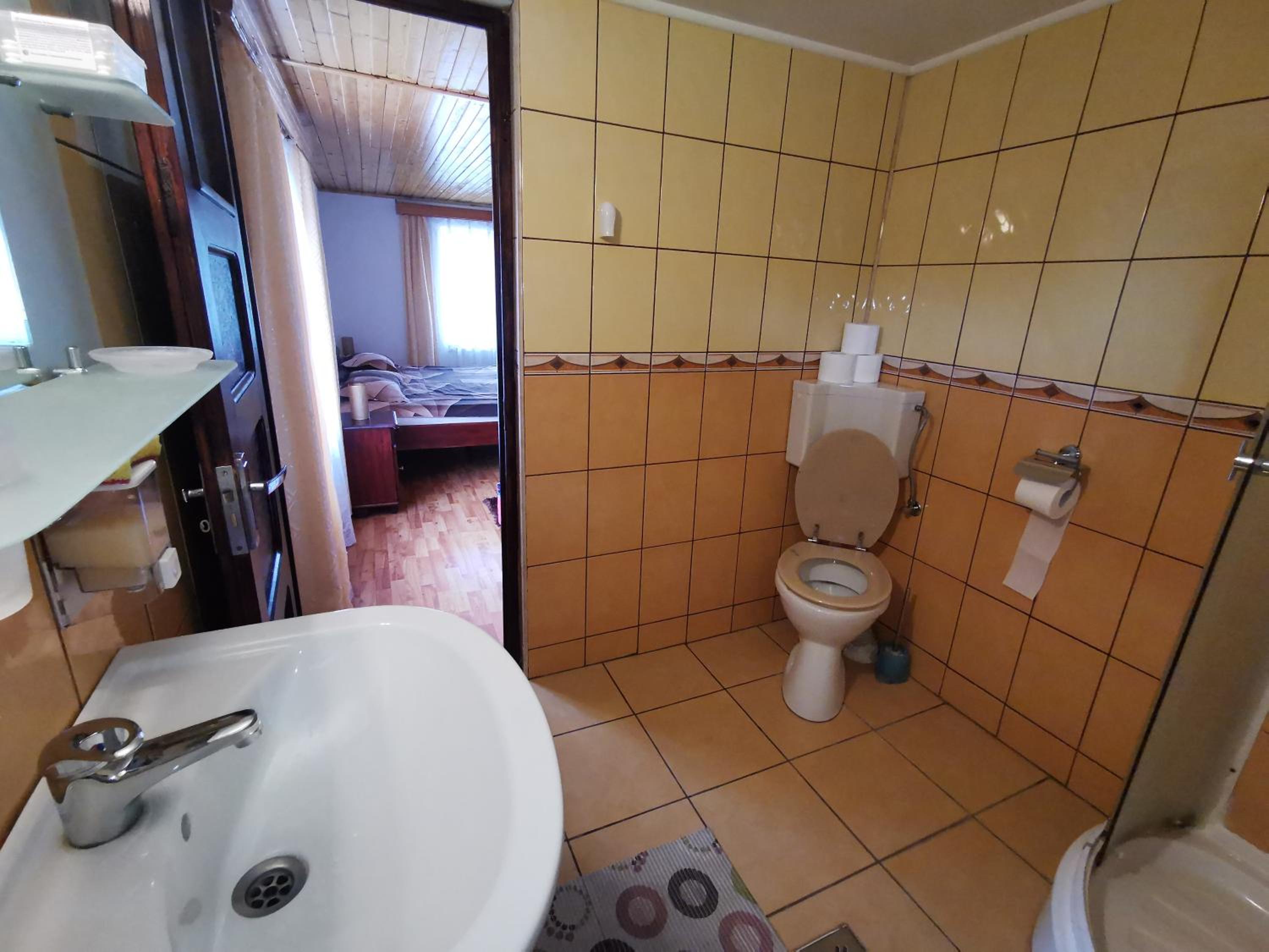 Photo 42