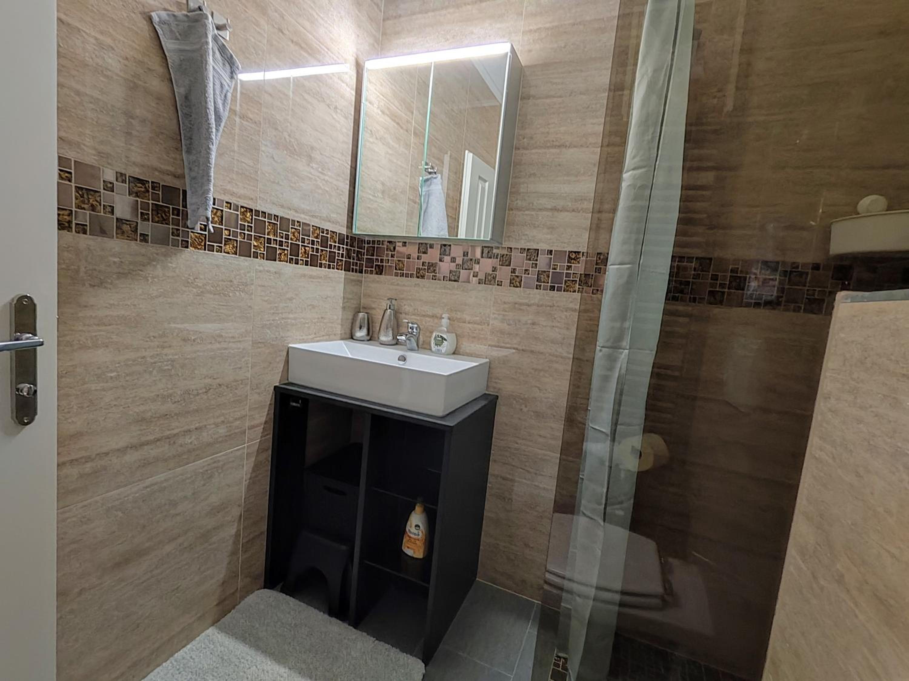 Familienapartment mit Pool, Spa und Panoramablick