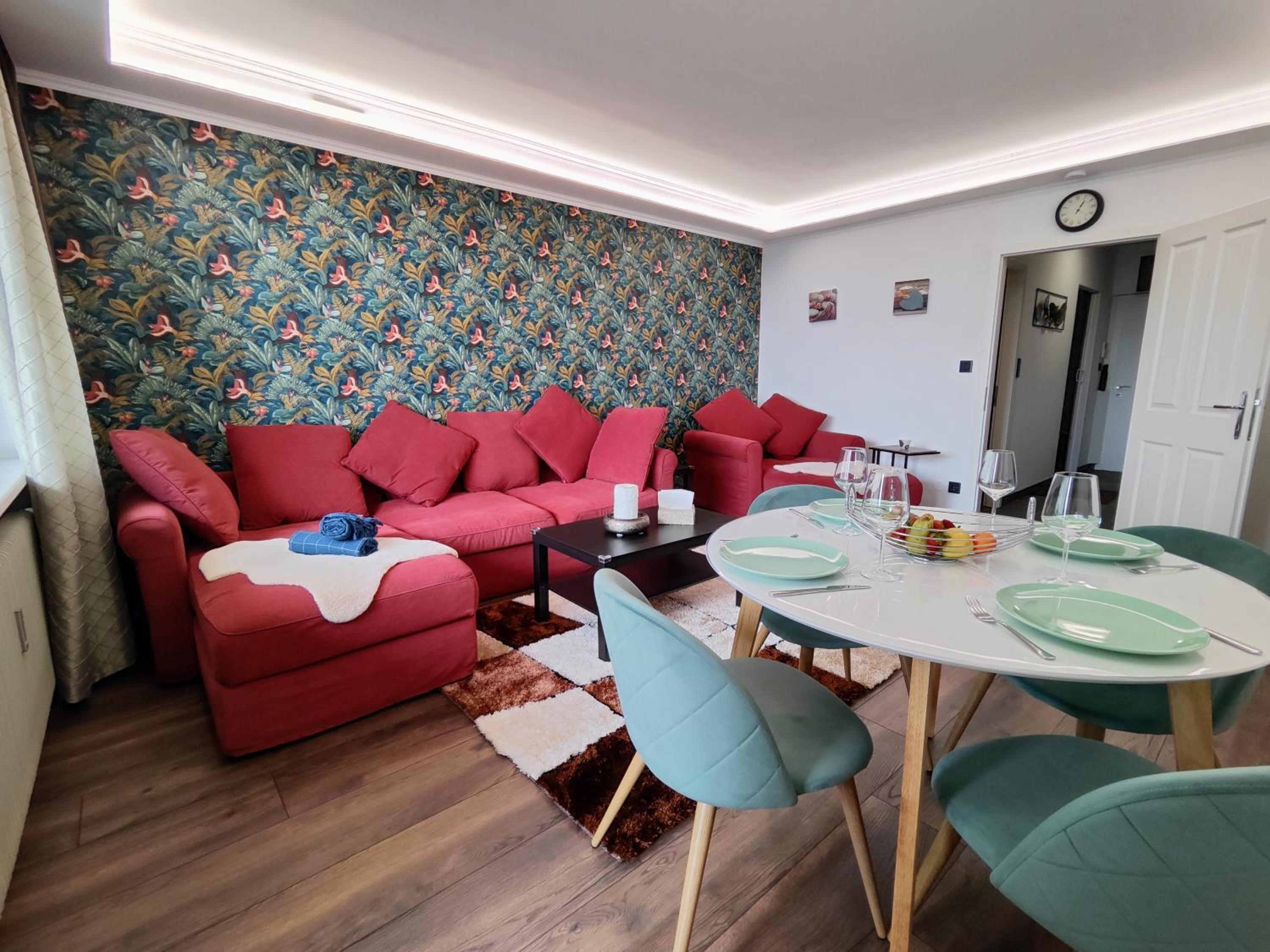 Familienapartment mit Pool, Spa und Panoramablick