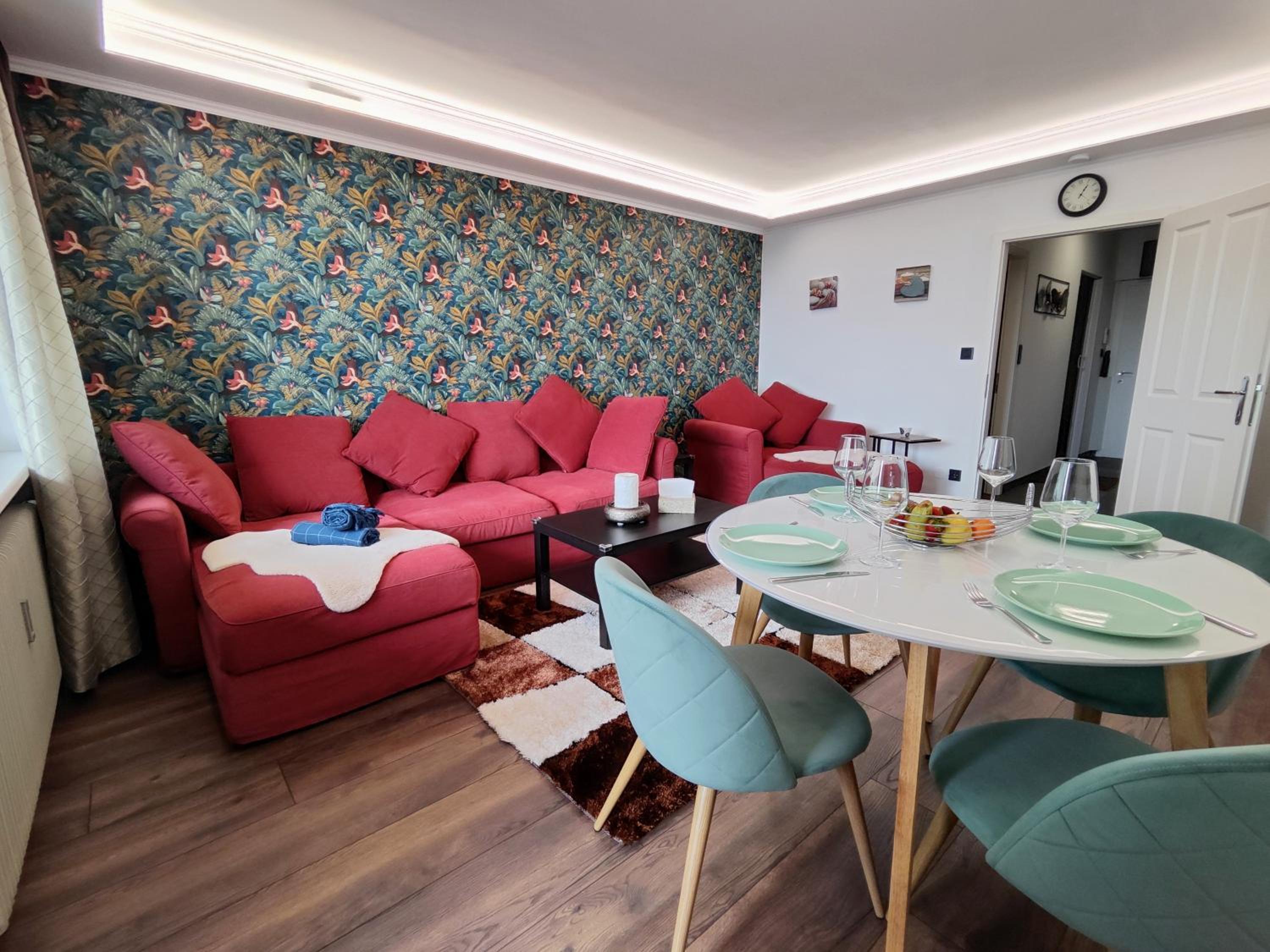 Familienapartment mit Pool, Spa und Panoramablick