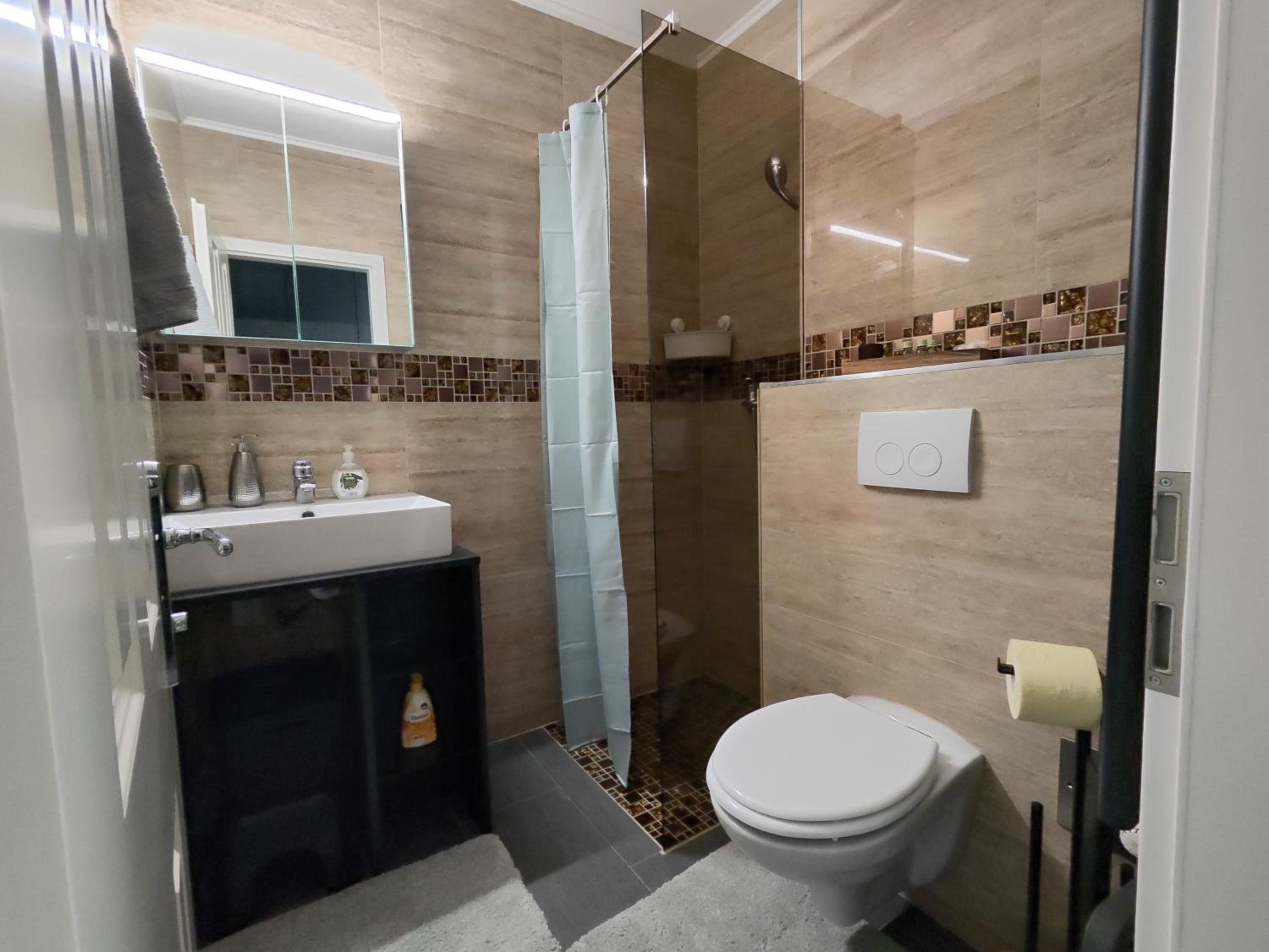 Familienapartment mit Pool, Spa und Panoramablick