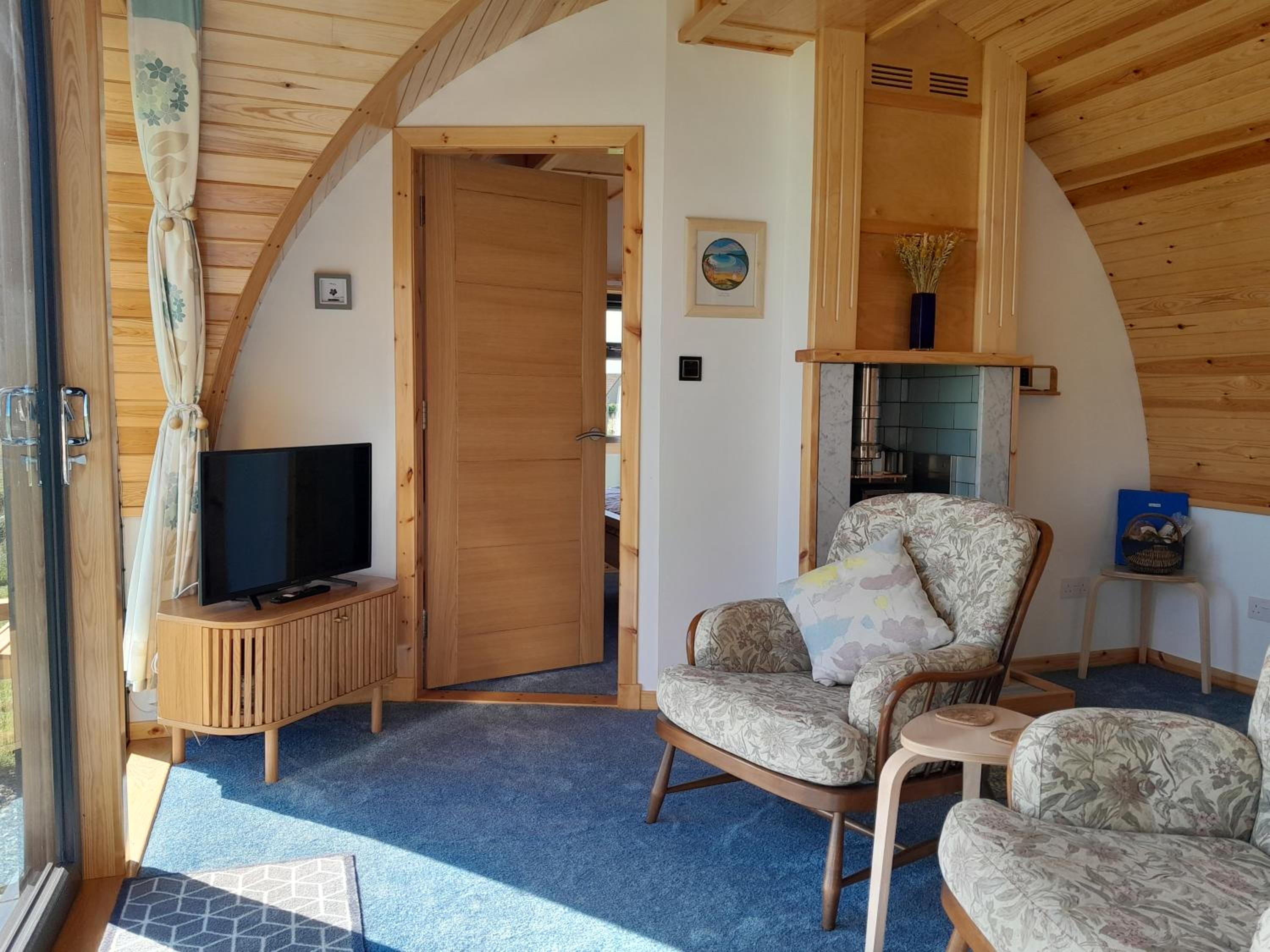 Evas Howe Lodge view 4
