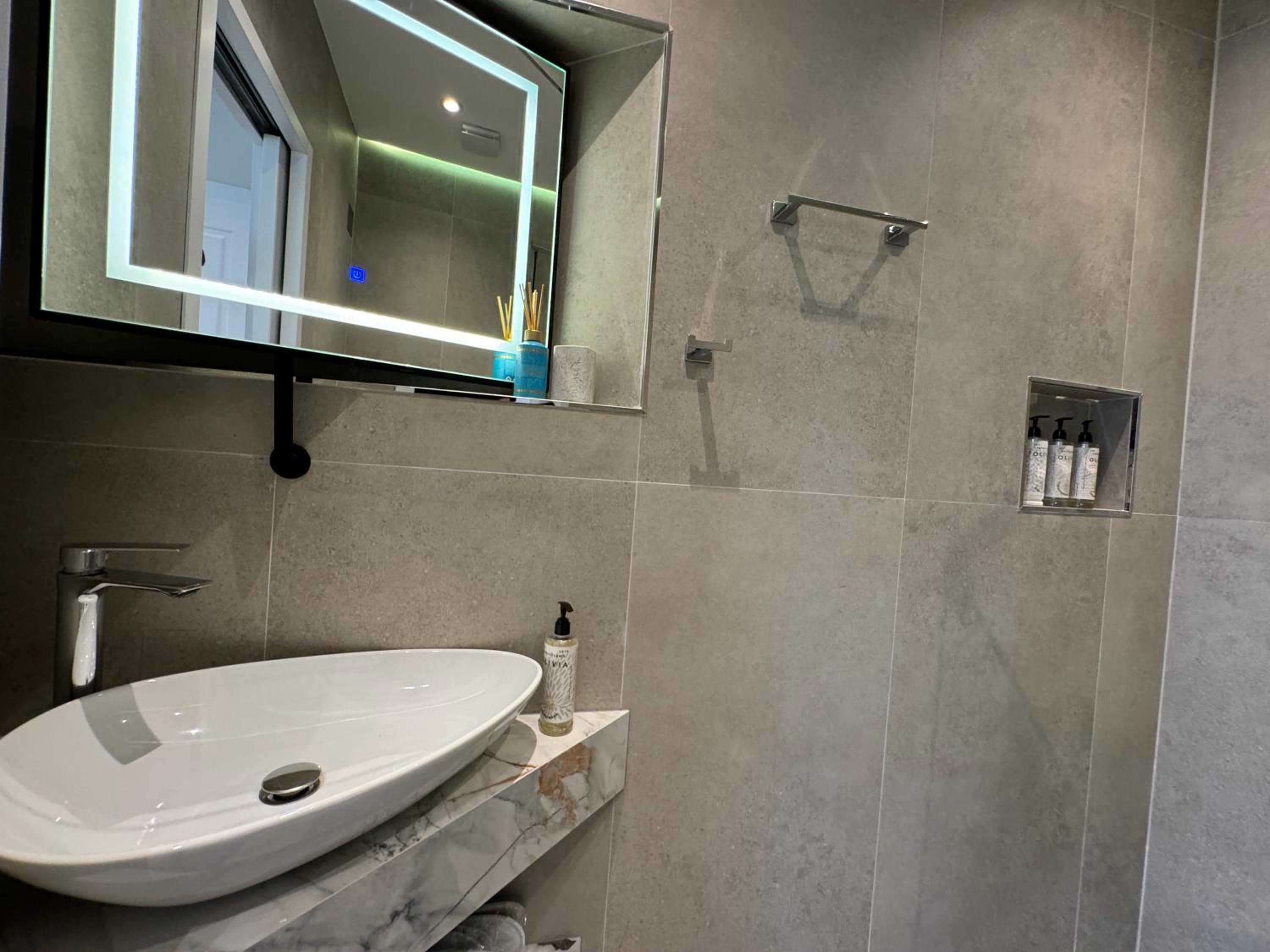The cosy inn vlora