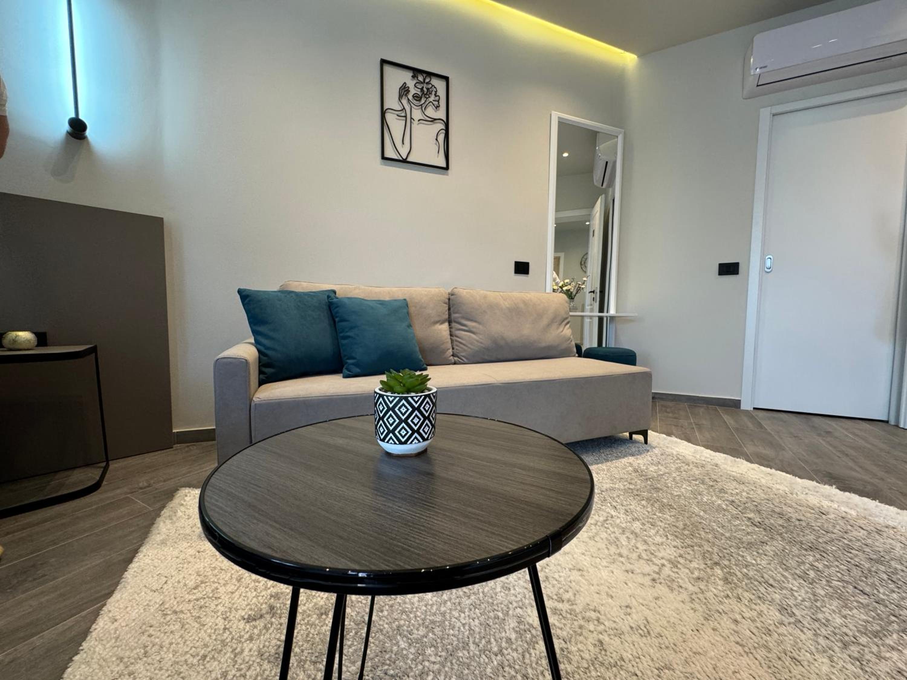 The cosy inn vlora