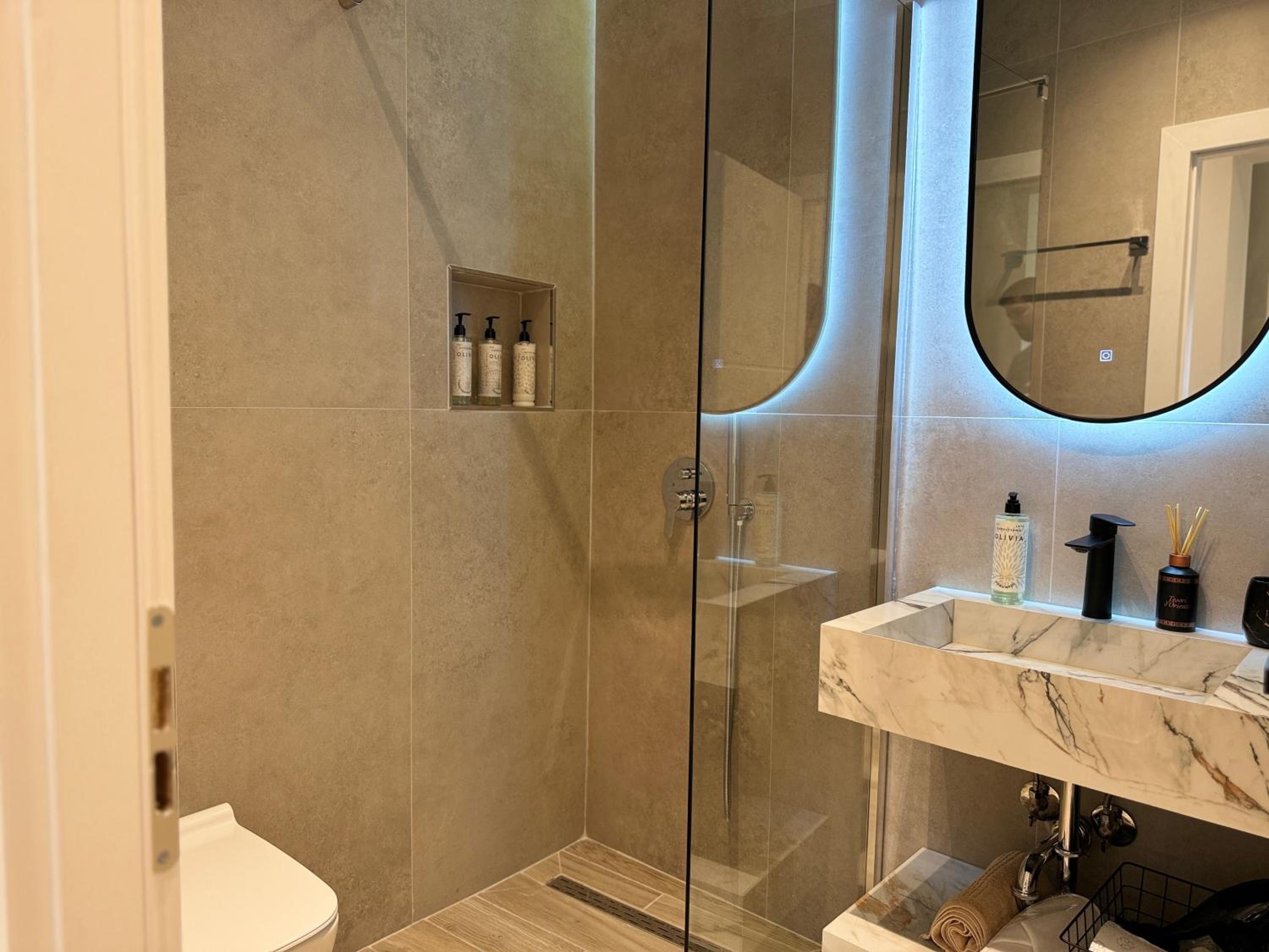 The cosy inn vlora