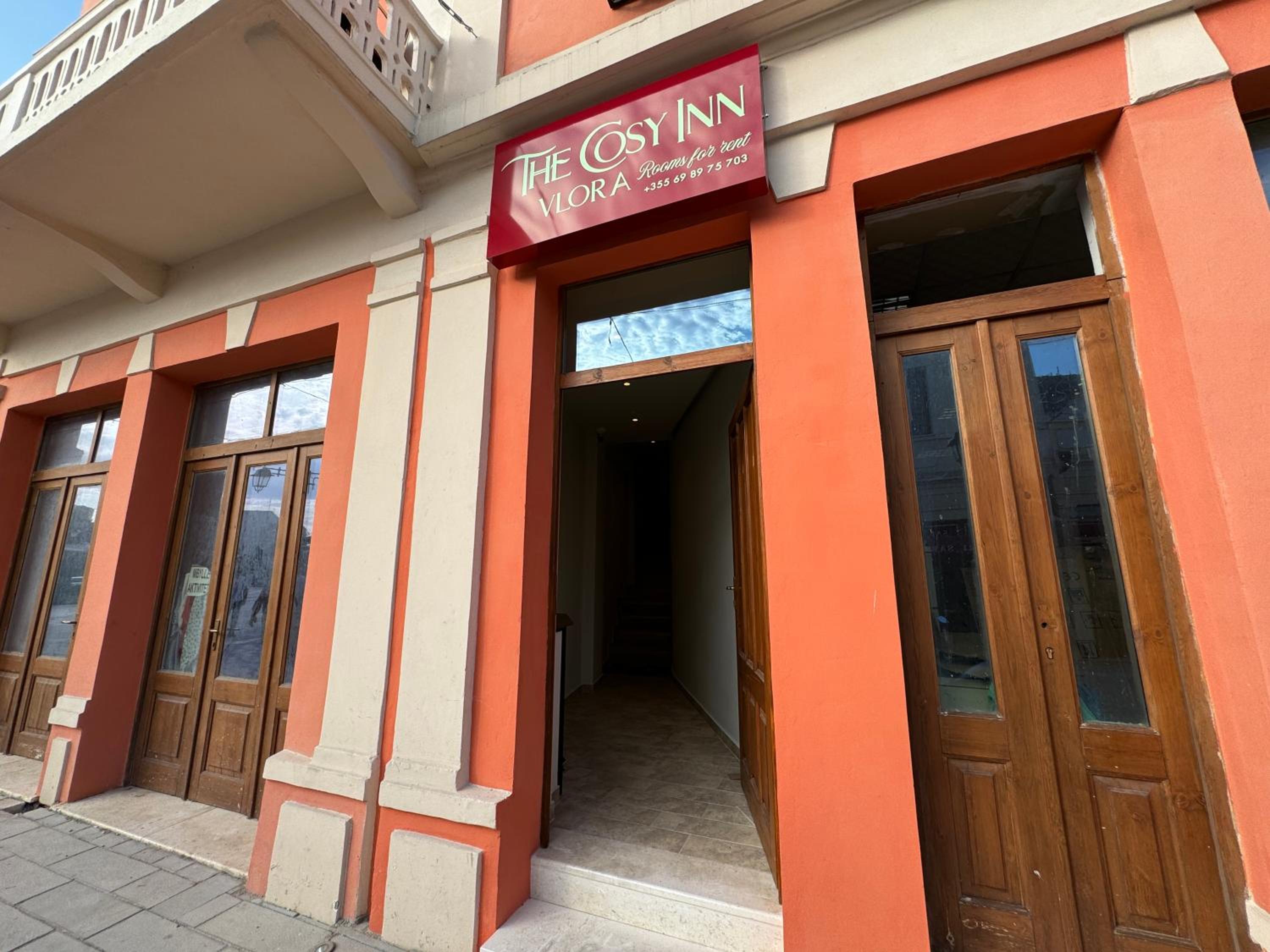 The cosy inn vlora